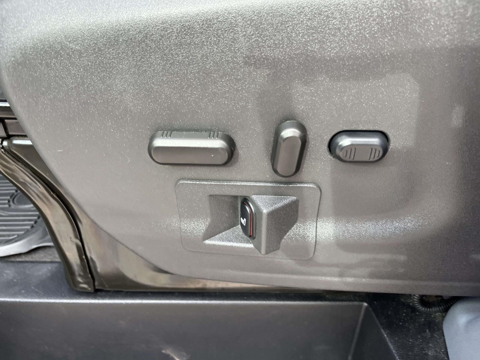 2018 Ford Transit Passenger Wagon XLT