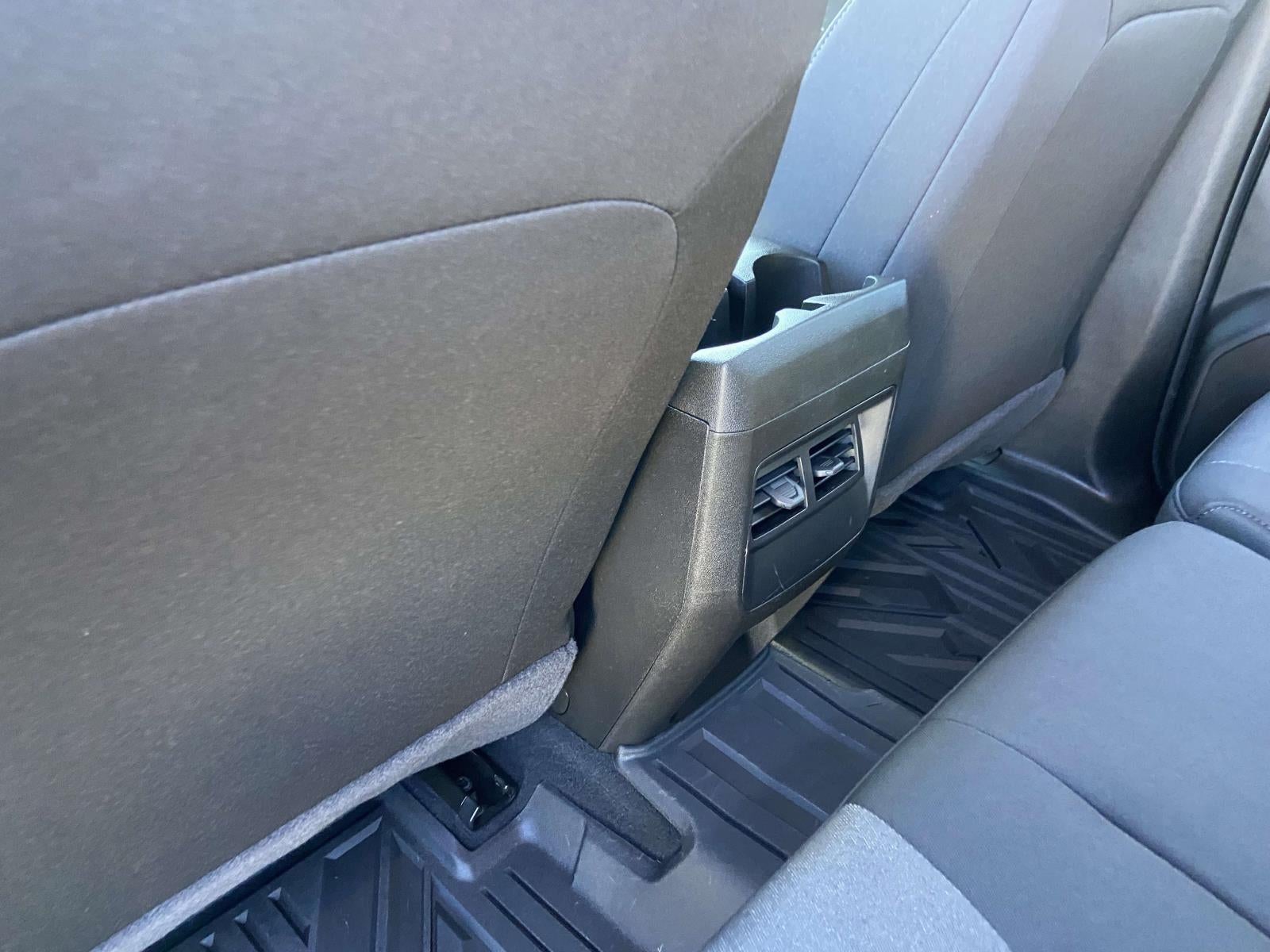 2025 Chevrolet COLORADO WT