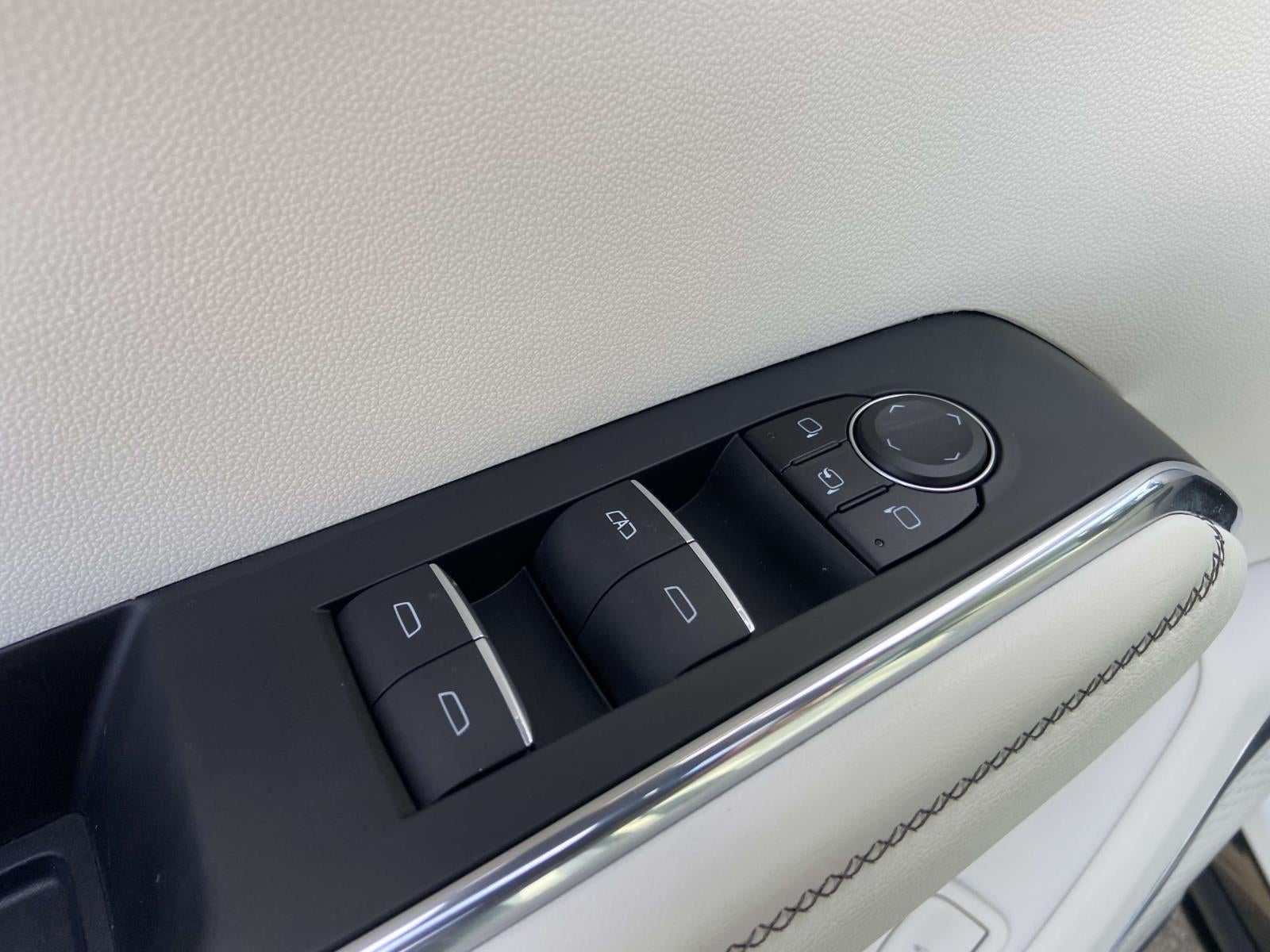 2024 GMC Acadia FWD Denali