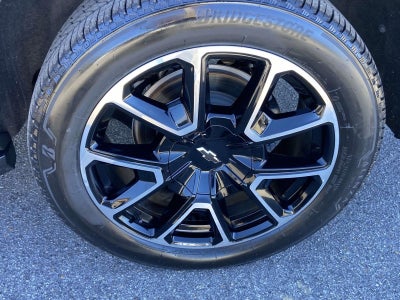 2022 Chevrolet TAHOE Base