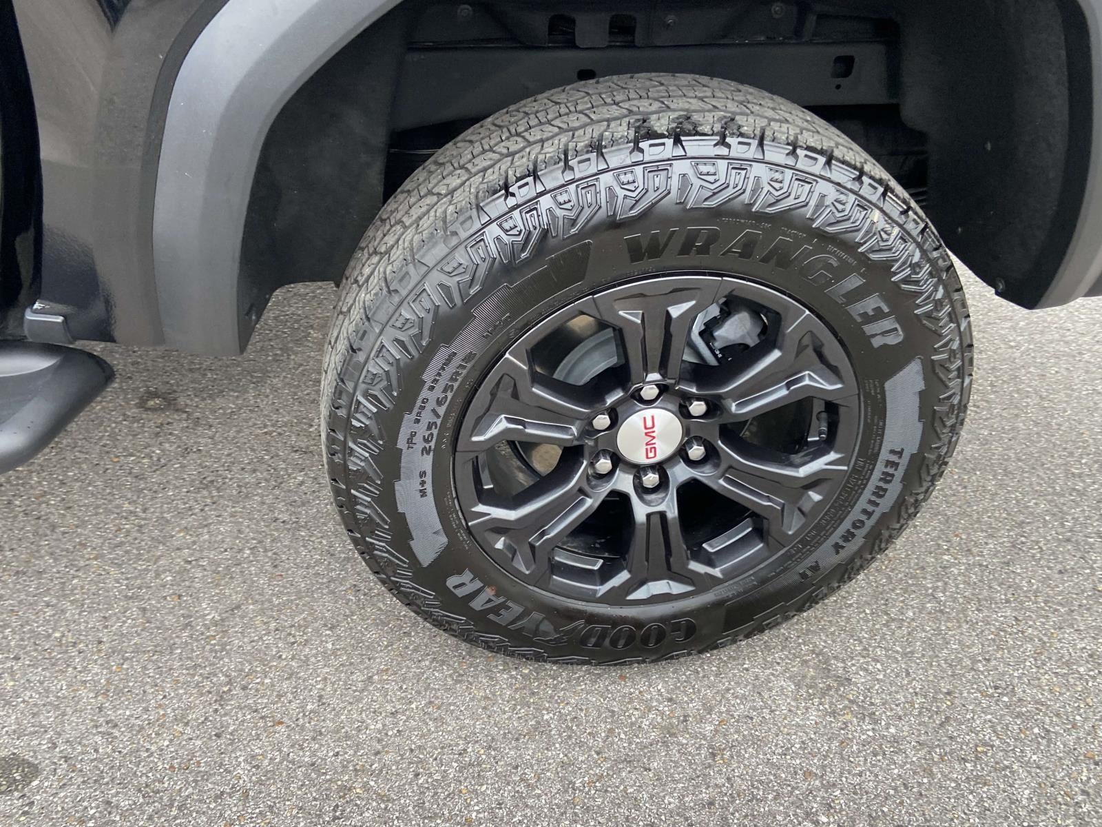 2024 GMC Canyon 2WD Elevation