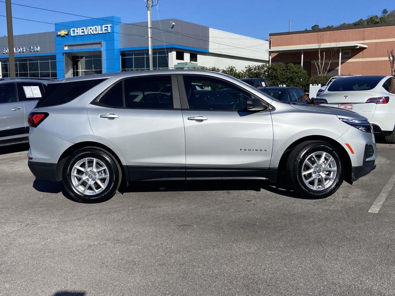 2022 Chevrolet Equinox LS