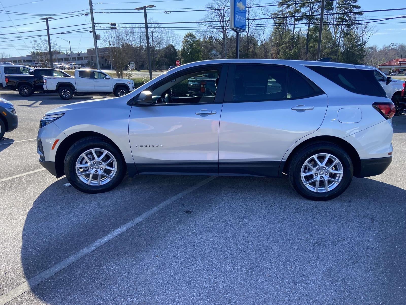 2022 Chevrolet Equinox LS