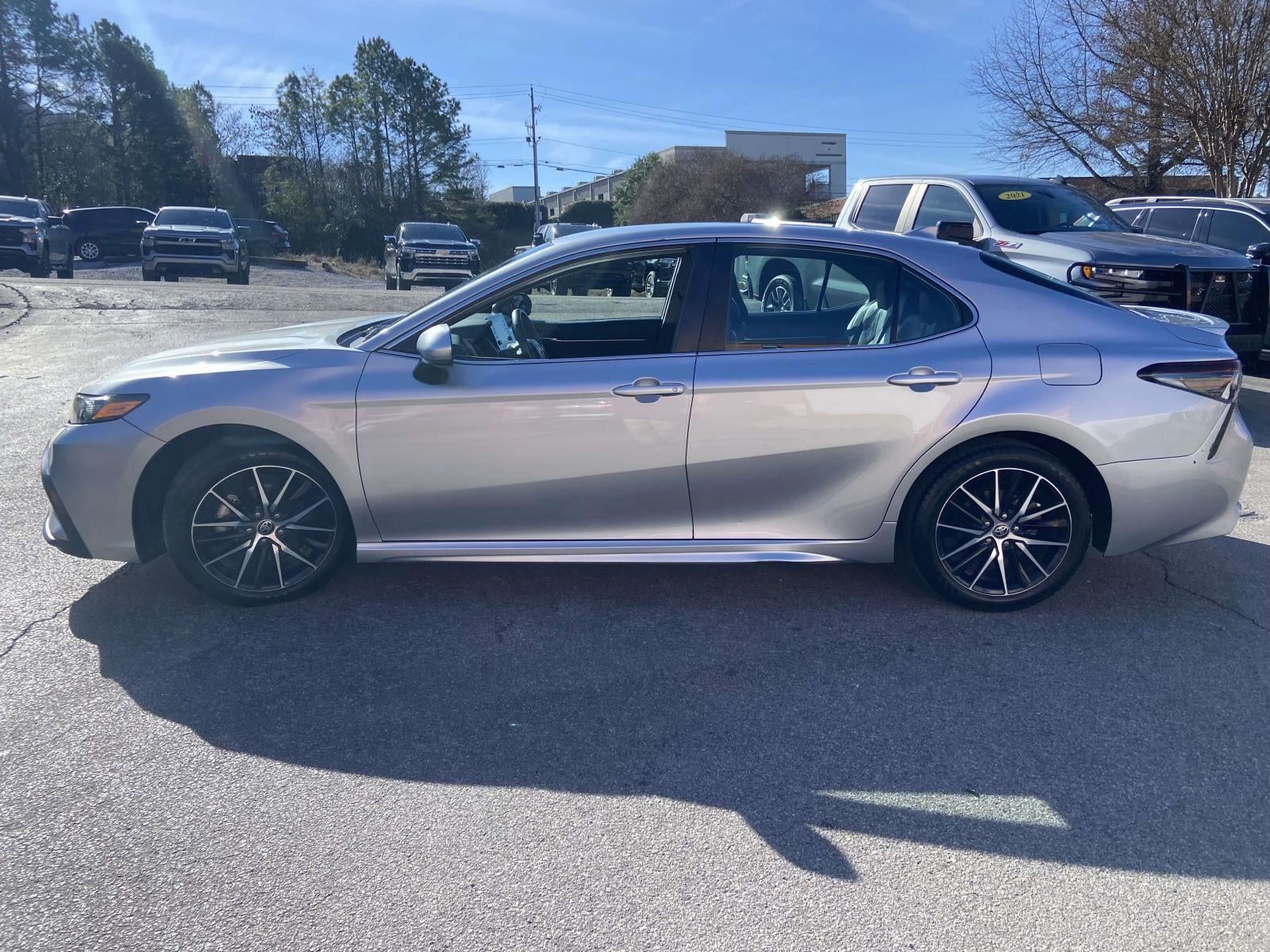 2021 Toyota Camry SE