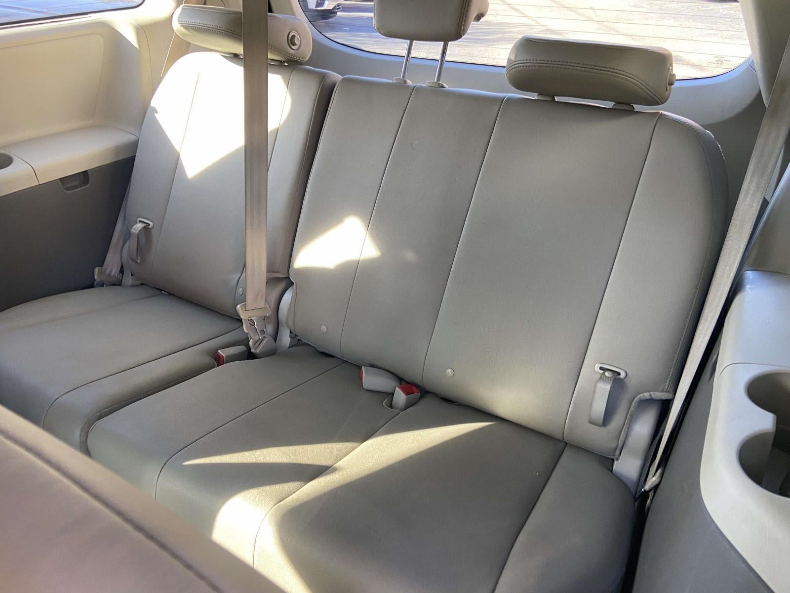 2016 Toyota Sienna XLE