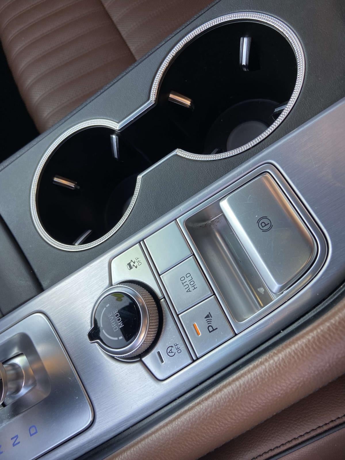 2020 Genesis G70 2.0T