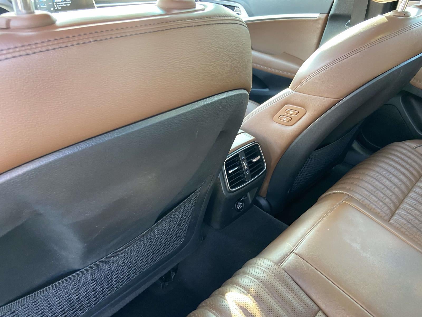 2020 Genesis G70 2.0T