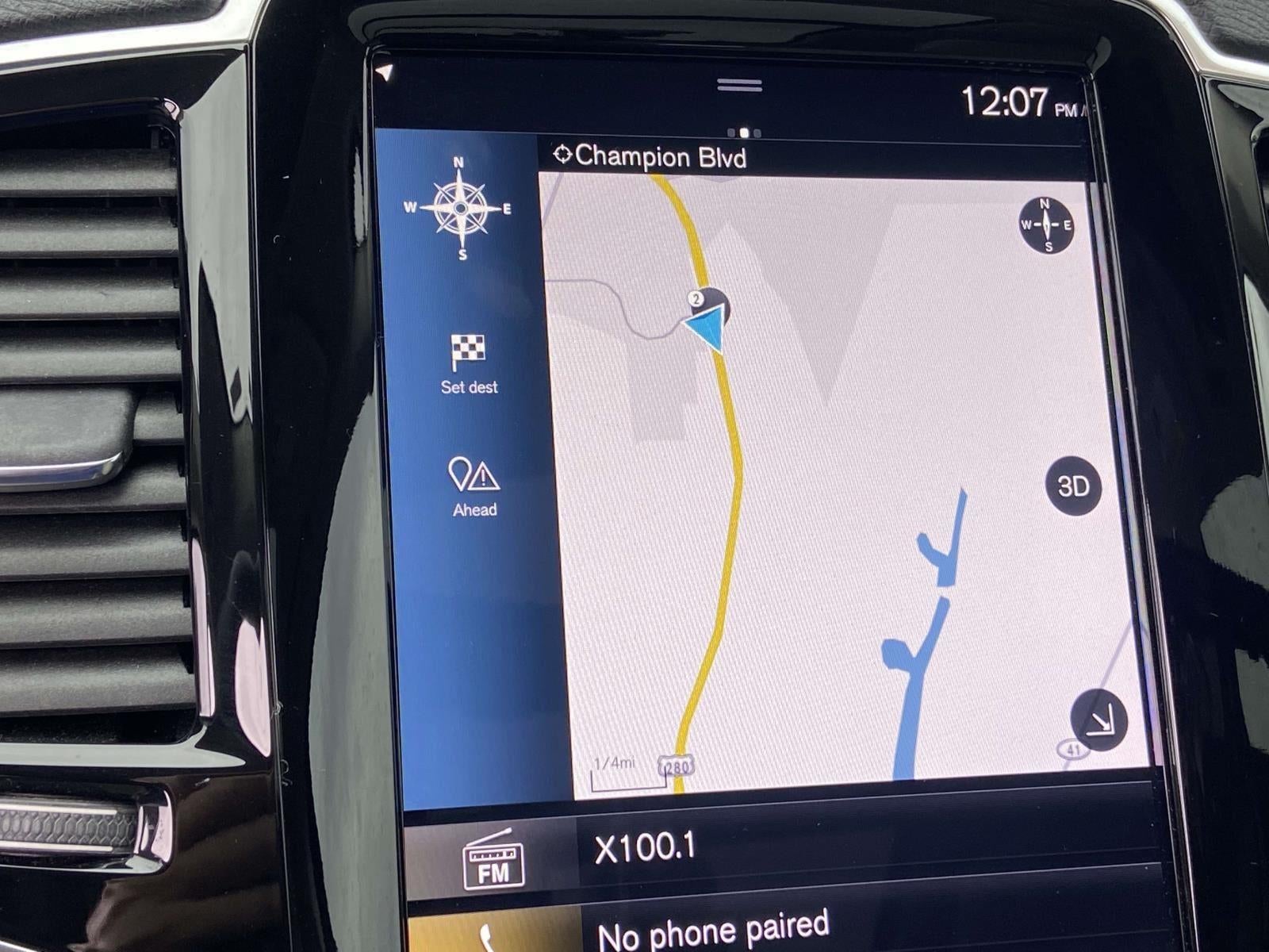 2022 Volvo XC90 Momentum