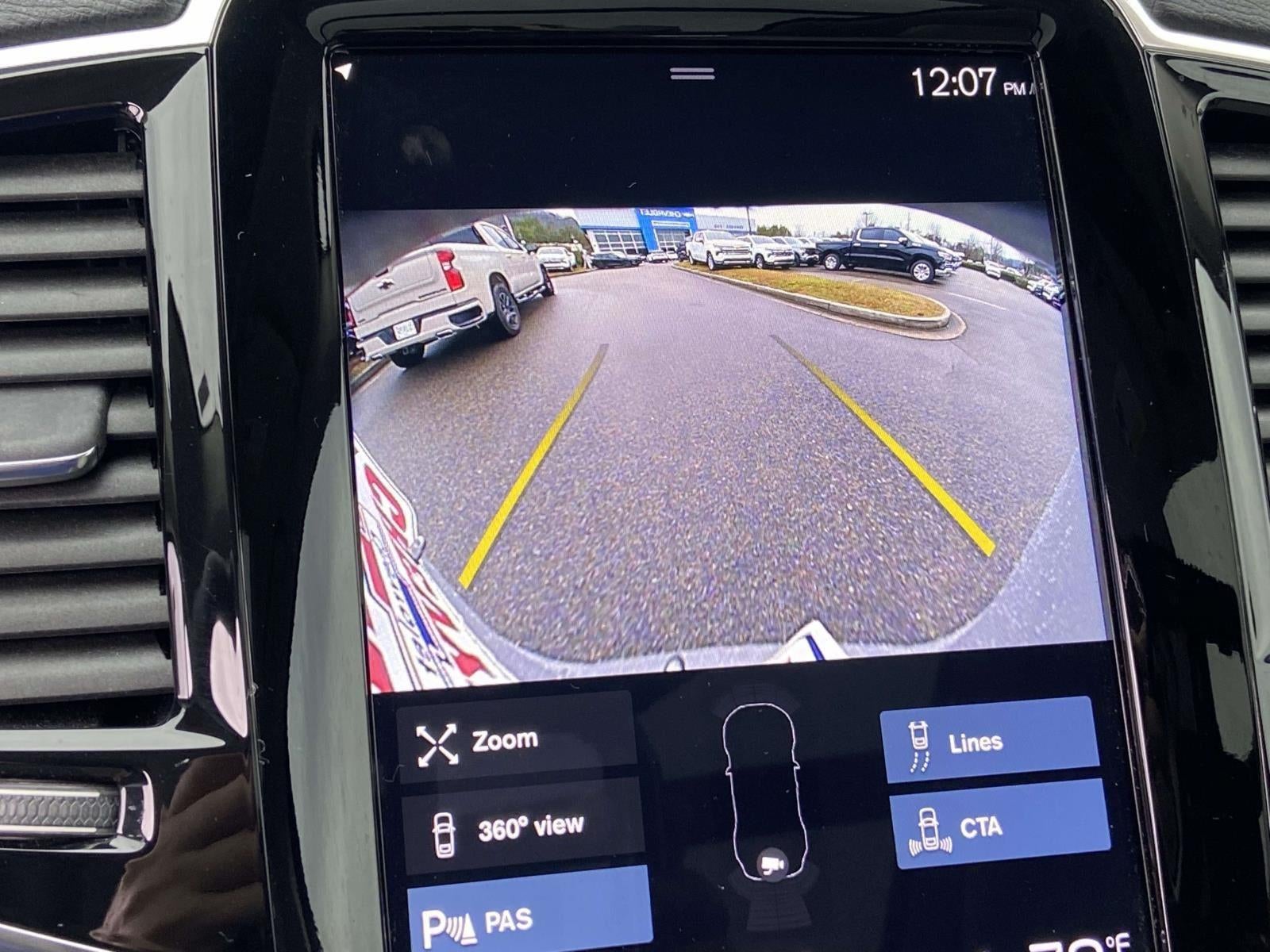 2022 Volvo XC90 Momentum