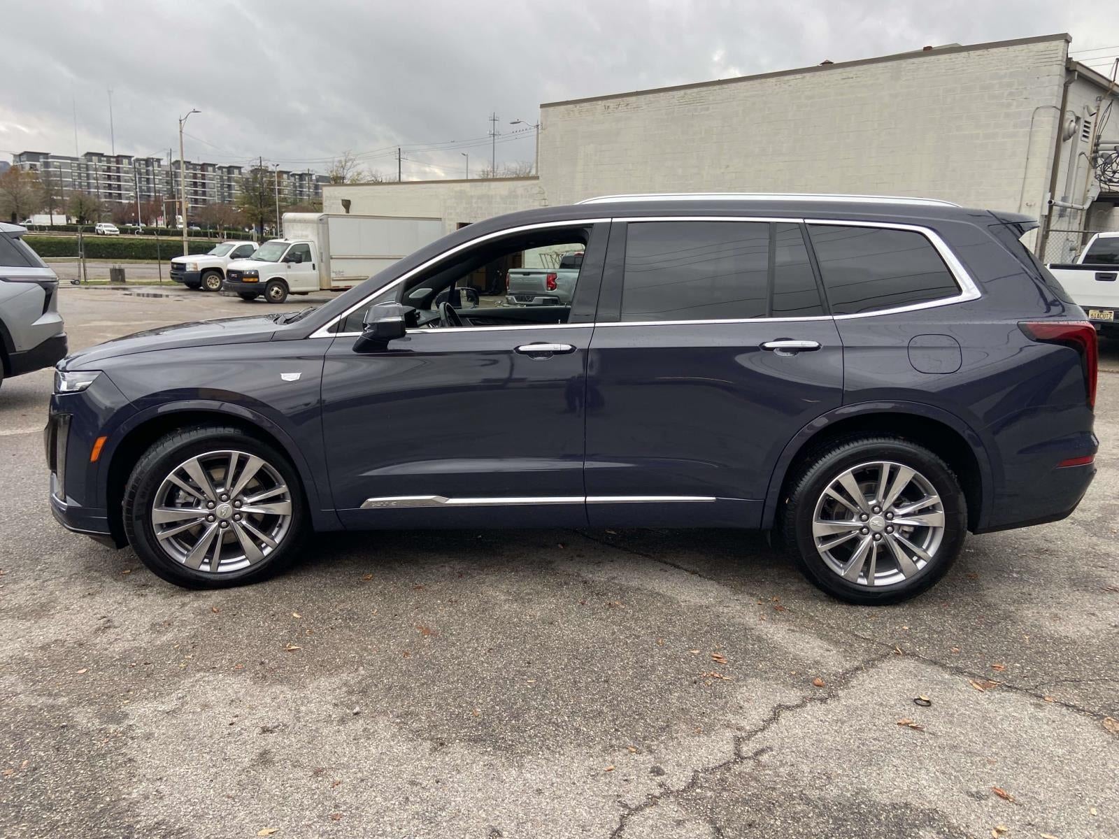 2025 Cadillac XT6 FWD Premium Luxury