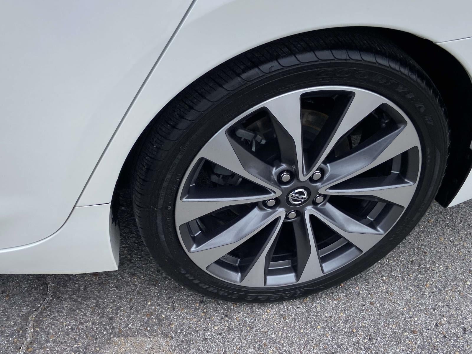 2020 Nissan Maxima Platinum