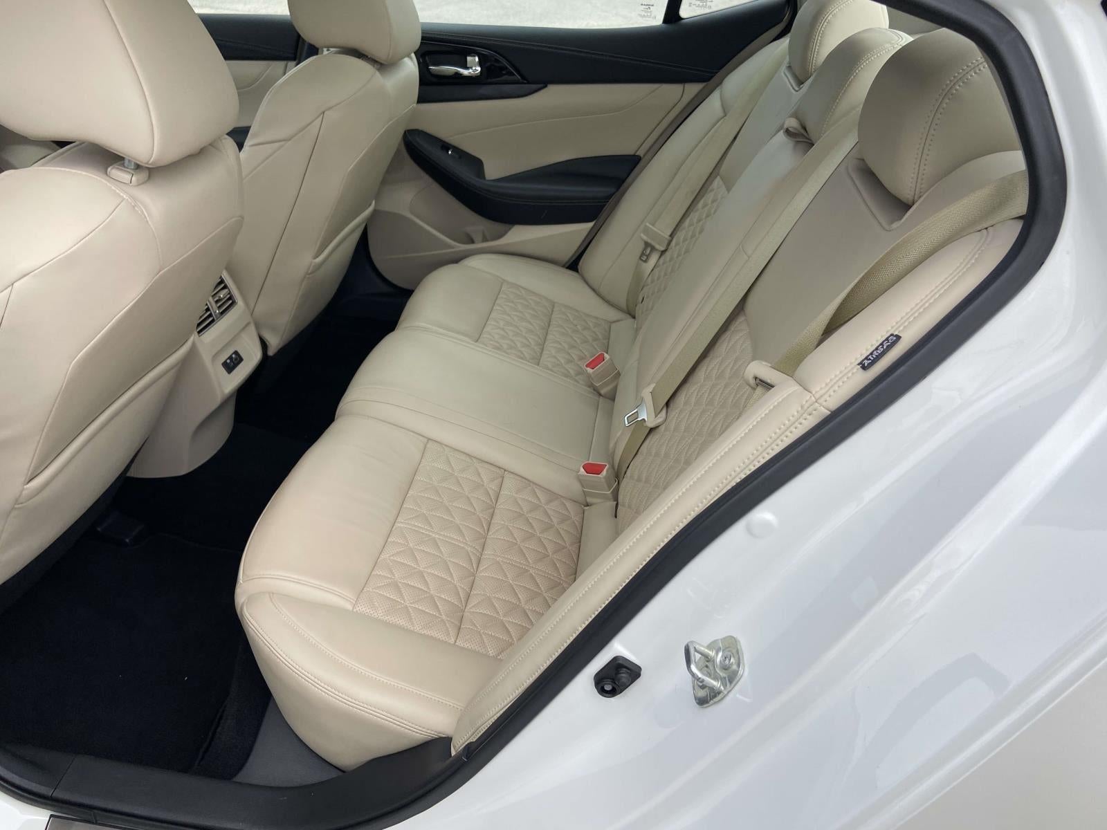 2020 Nissan Maxima Platinum