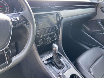 2021 Volkswagen Passat 2.0T SE