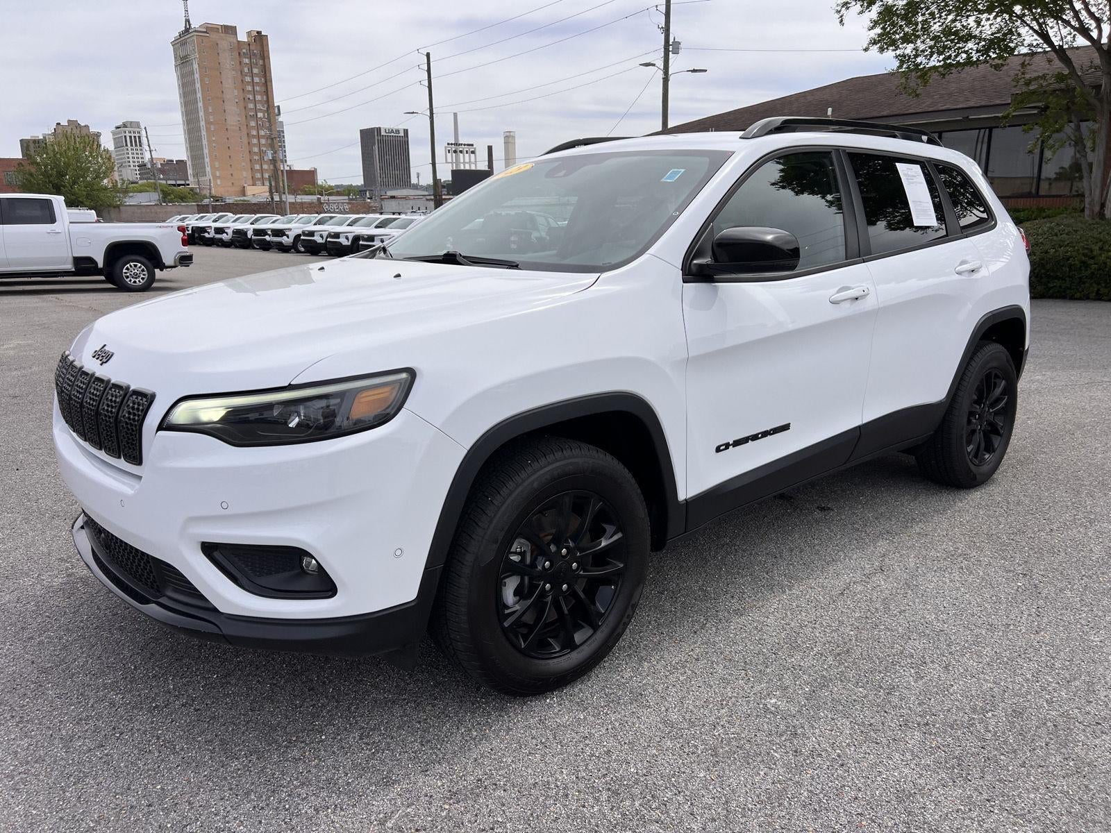 2023 Jeep Cherokee Altitude Lux