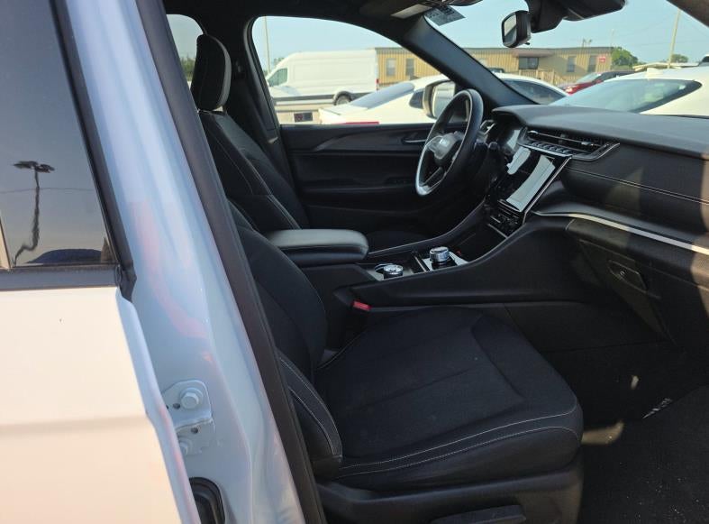 2024 Jeep Grand Cherokee L Laredo