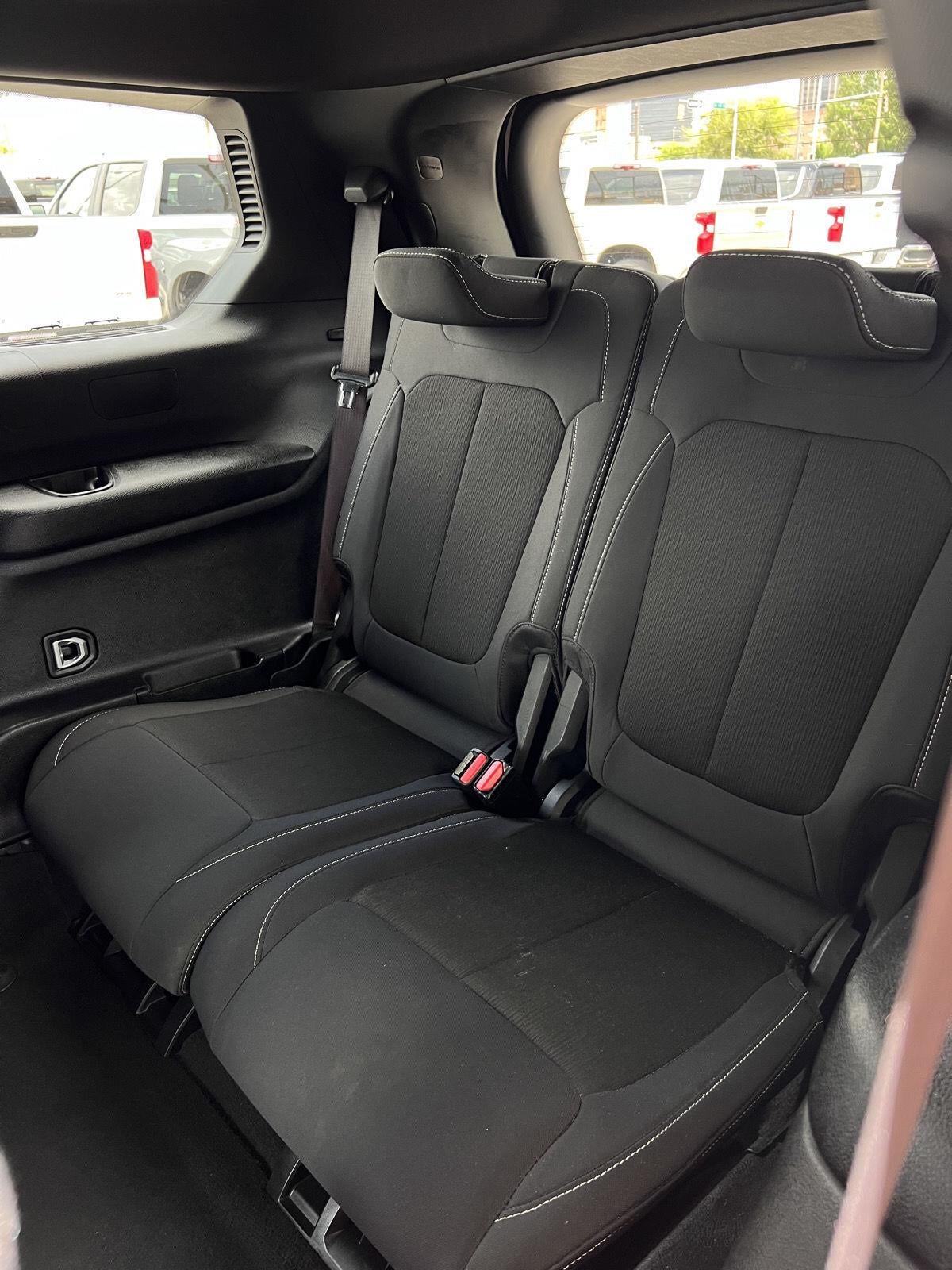 2024 Jeep Grand Cherokee L Laredo