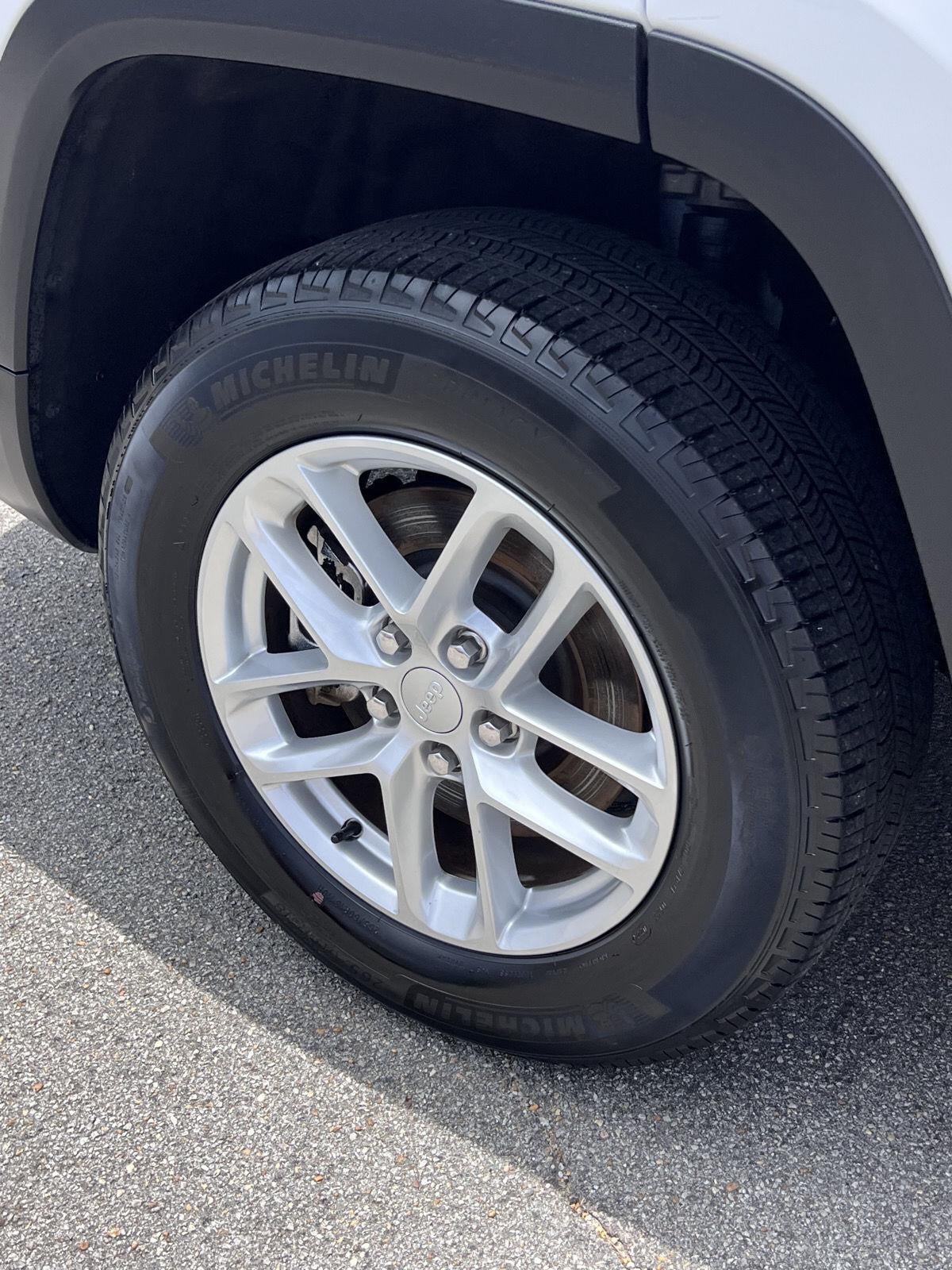 2024 Jeep Grand Cherokee L Laredo