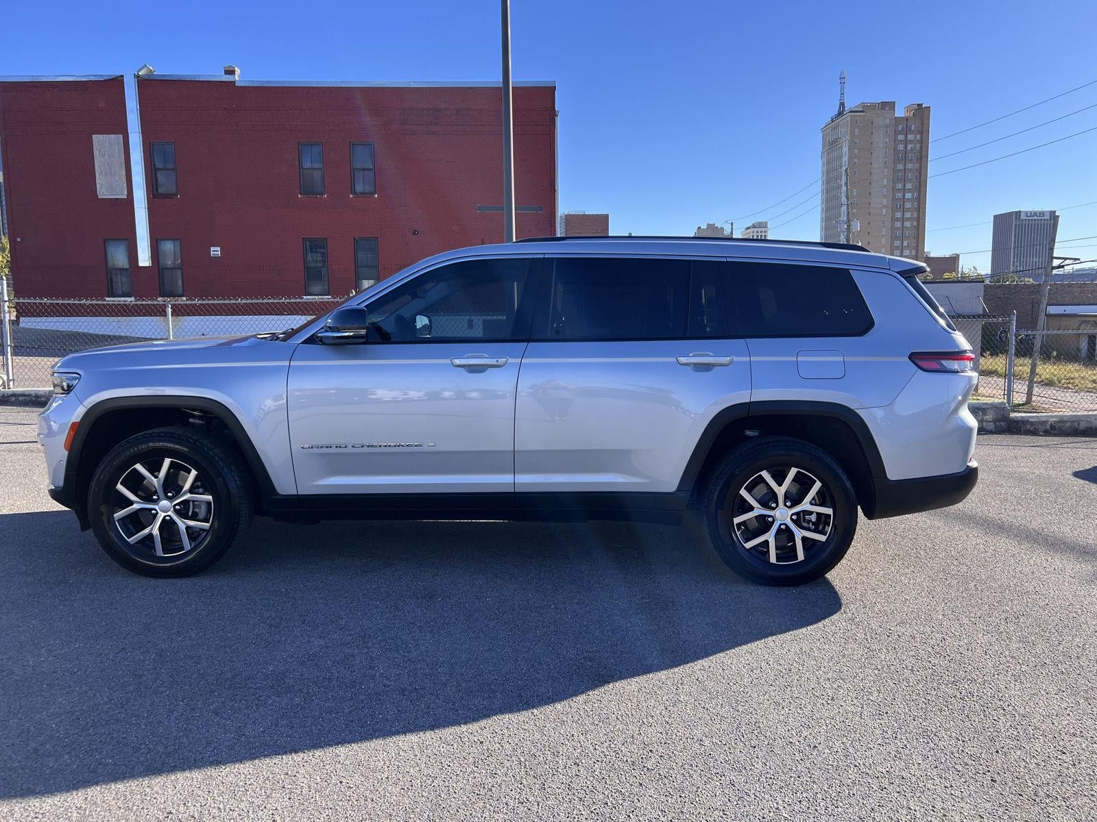 2023 Jeep Grand Cherokee L Limited