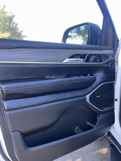 2024 Jeep Wagoneer Series II