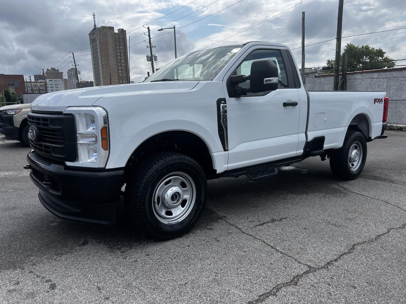 2024 Ford Super Duty F-350 SRW XL