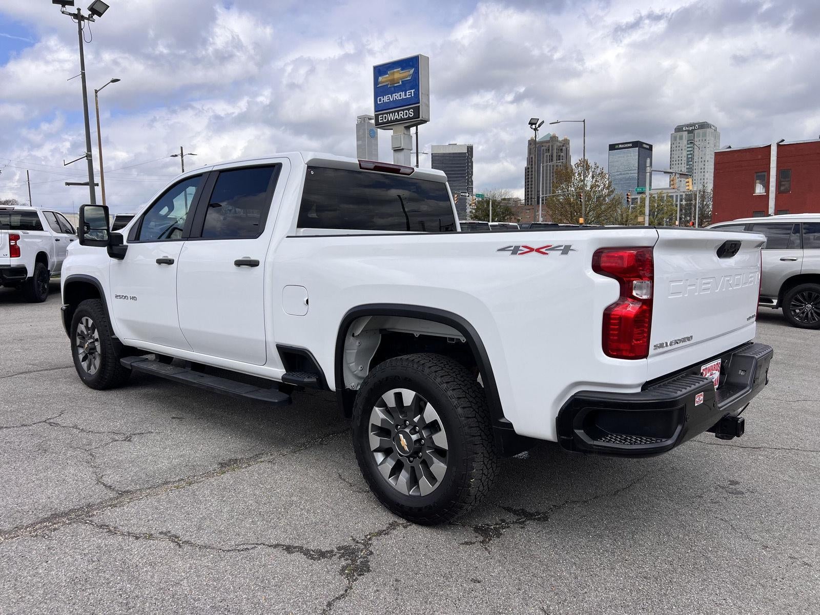 2024 Chevrolet Silverado 2500 HD Custom