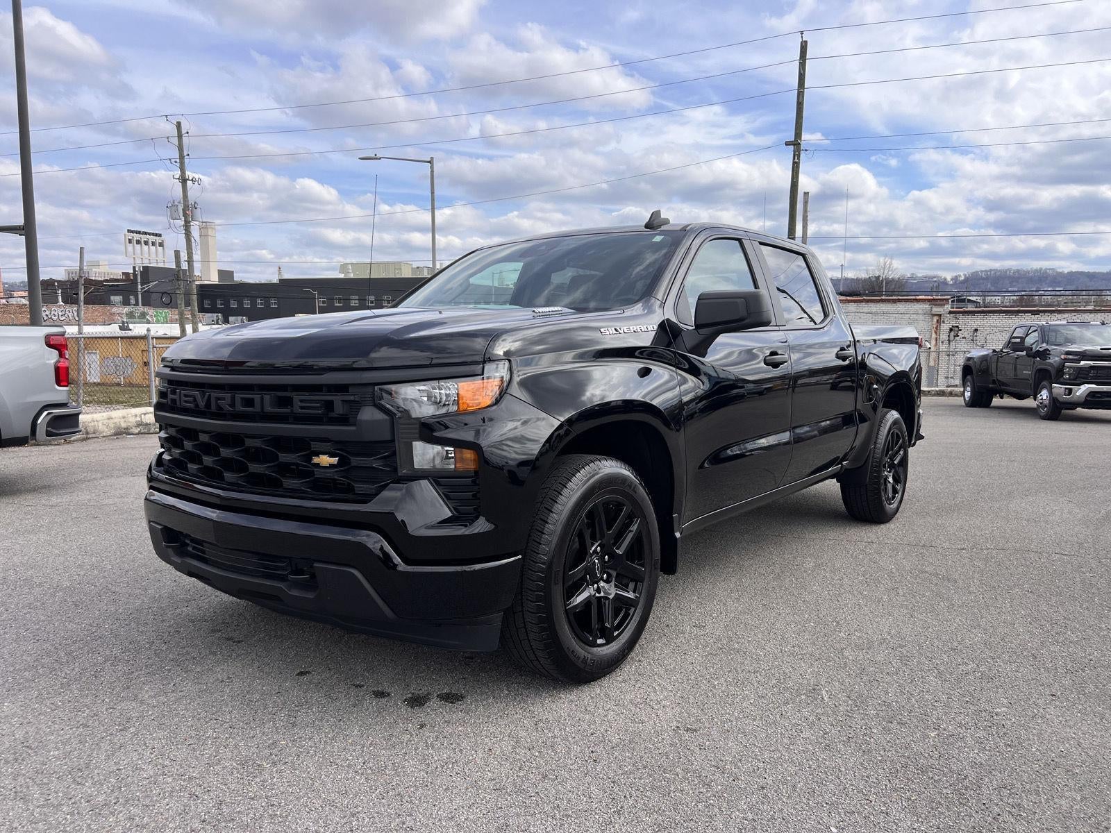 2025 Chevrolet Silverado 1500 Custom