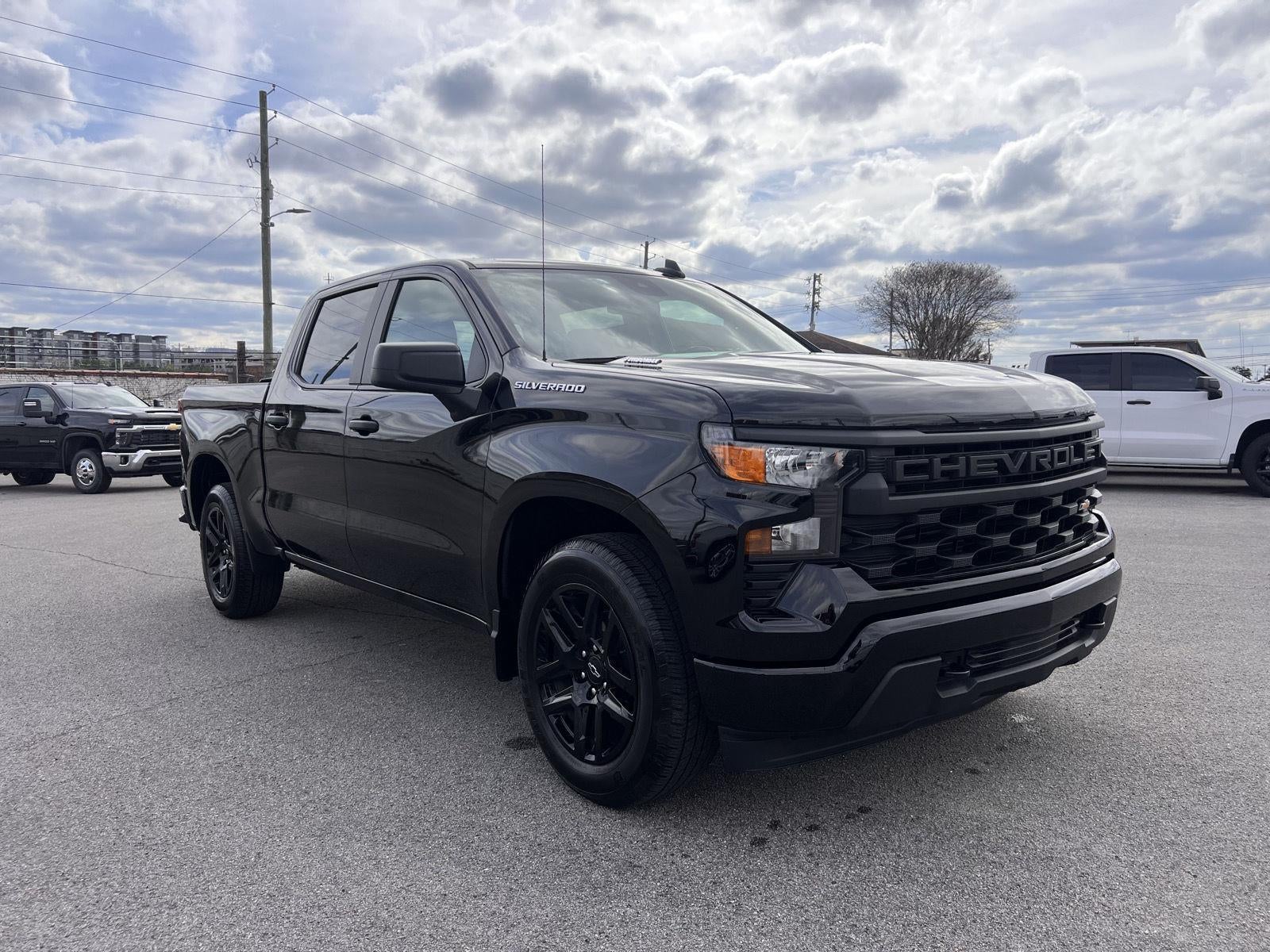 2025 Chevrolet Silverado 1500 Custom