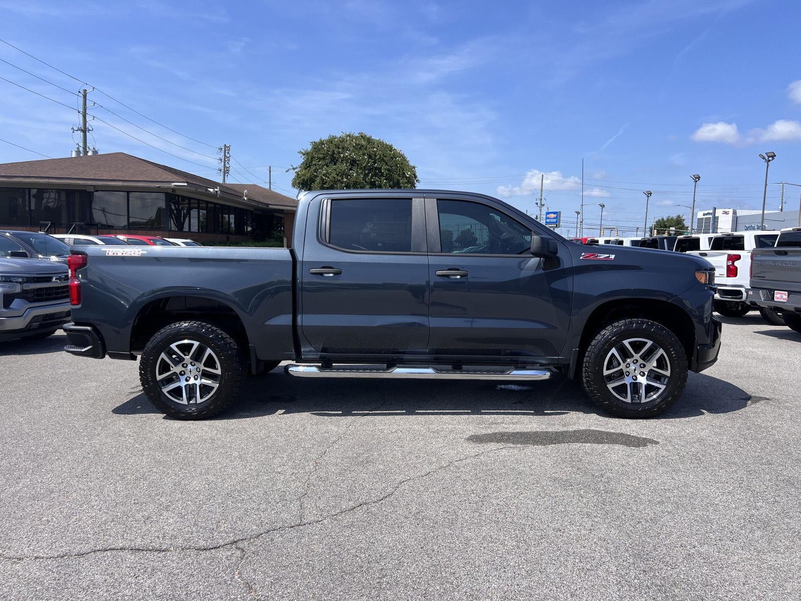 2019 Chevrolet Silverado 1500 Custom Trail Boss