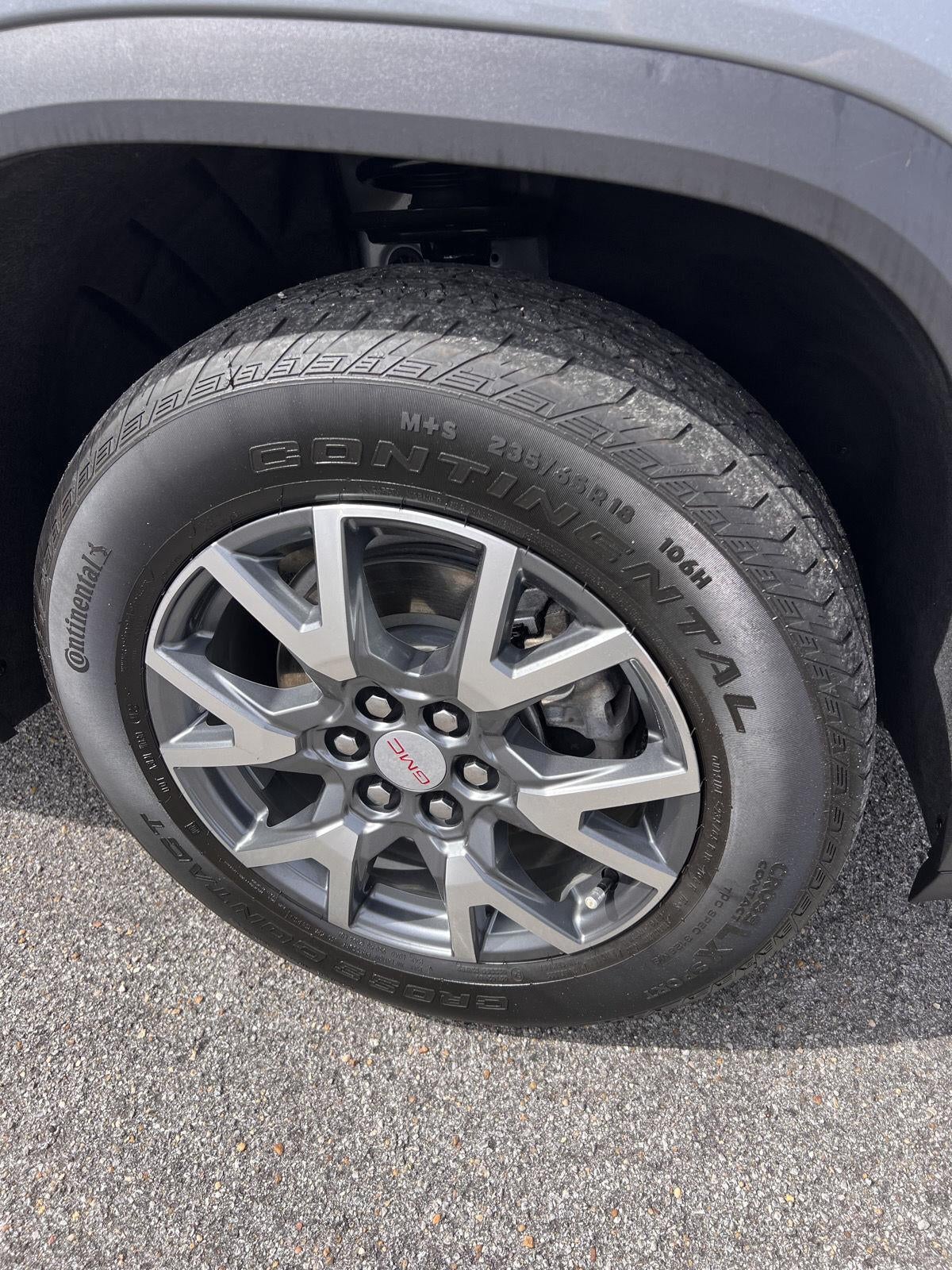 2023 GMC Acadia SLT