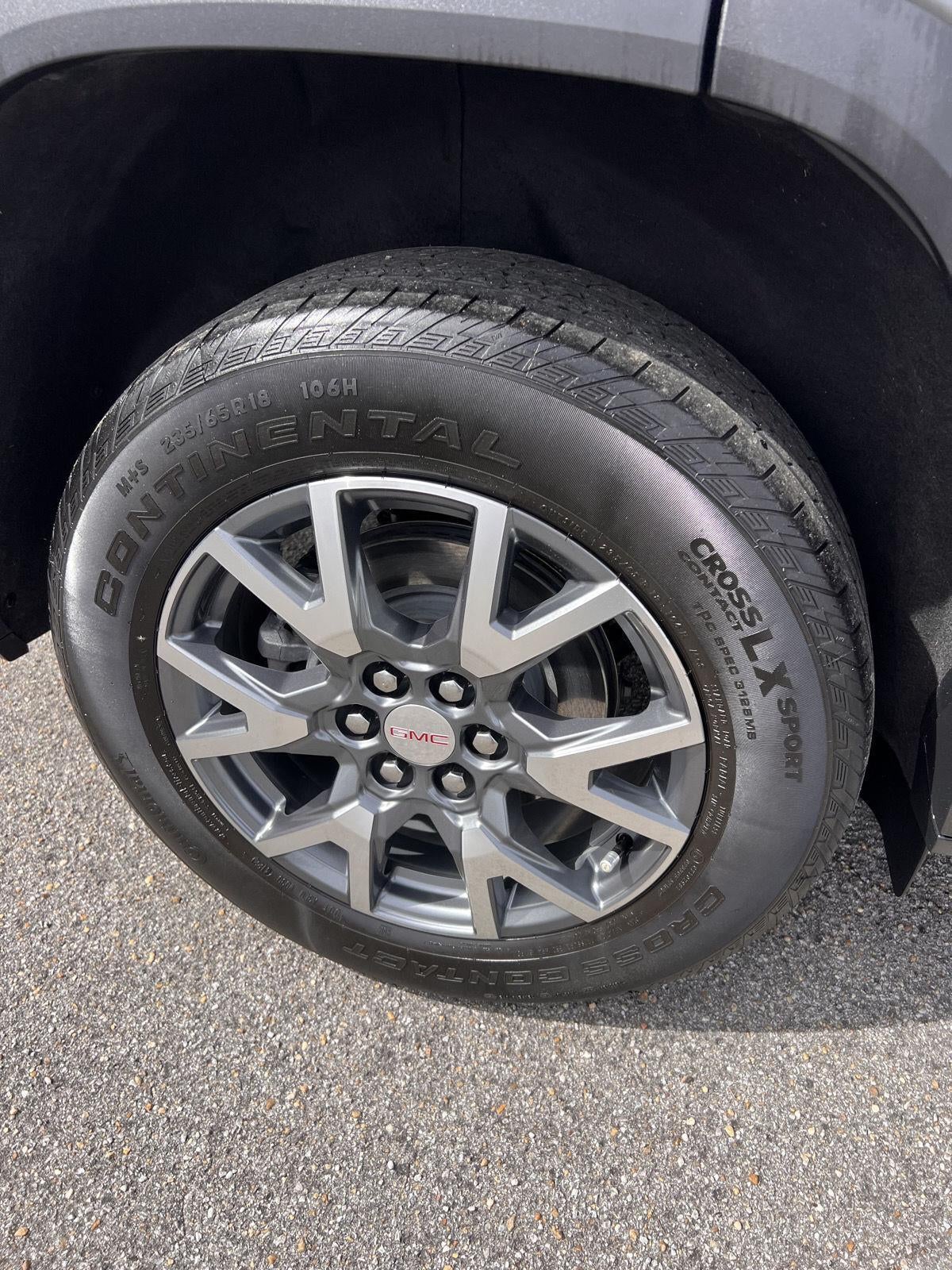 2023 GMC Acadia SLT