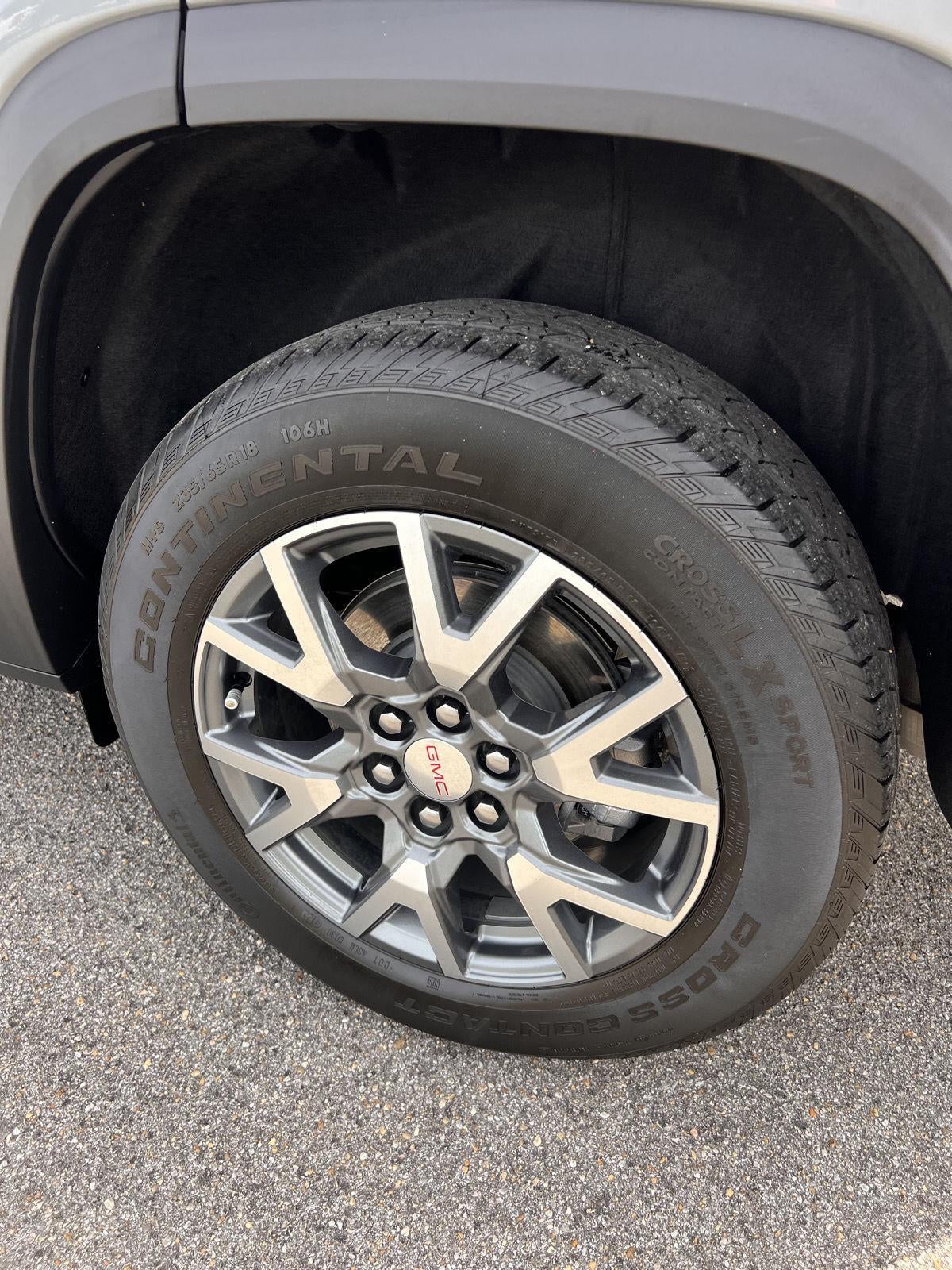 2023 GMC Acadia SLT