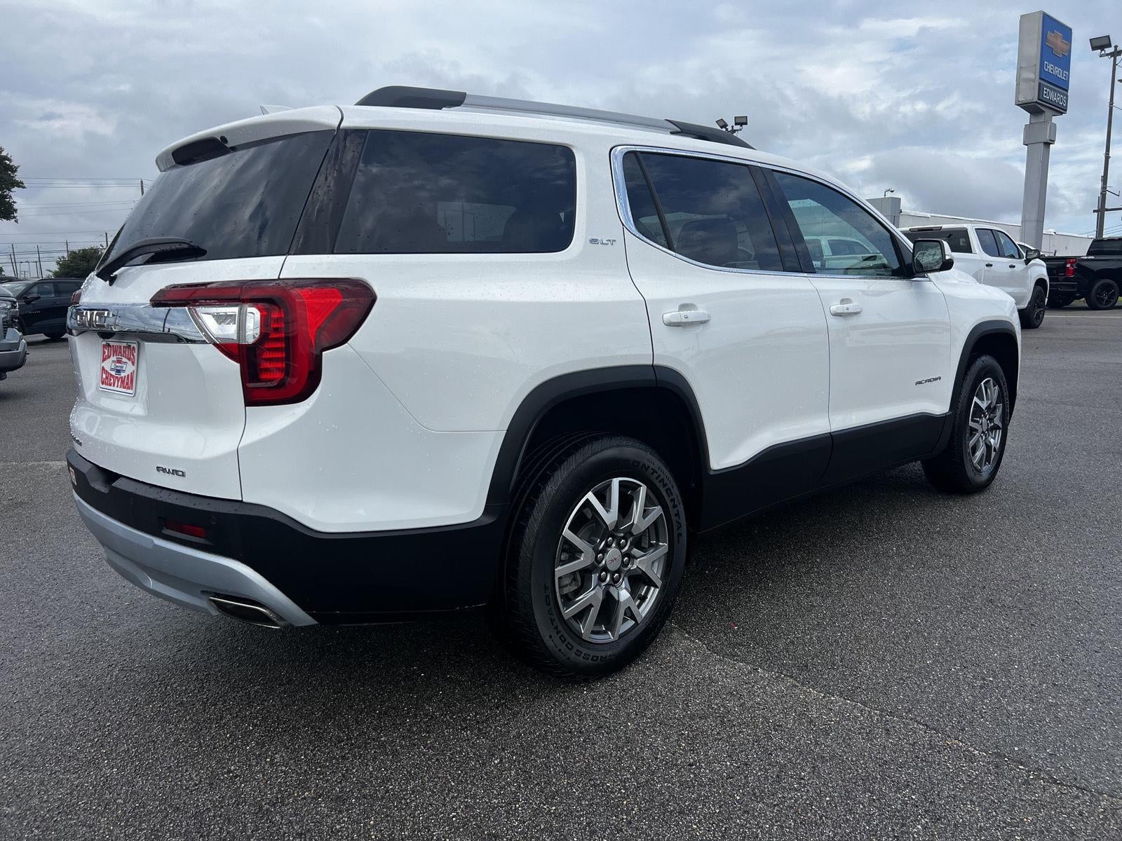 2023 GMC Acadia SLT