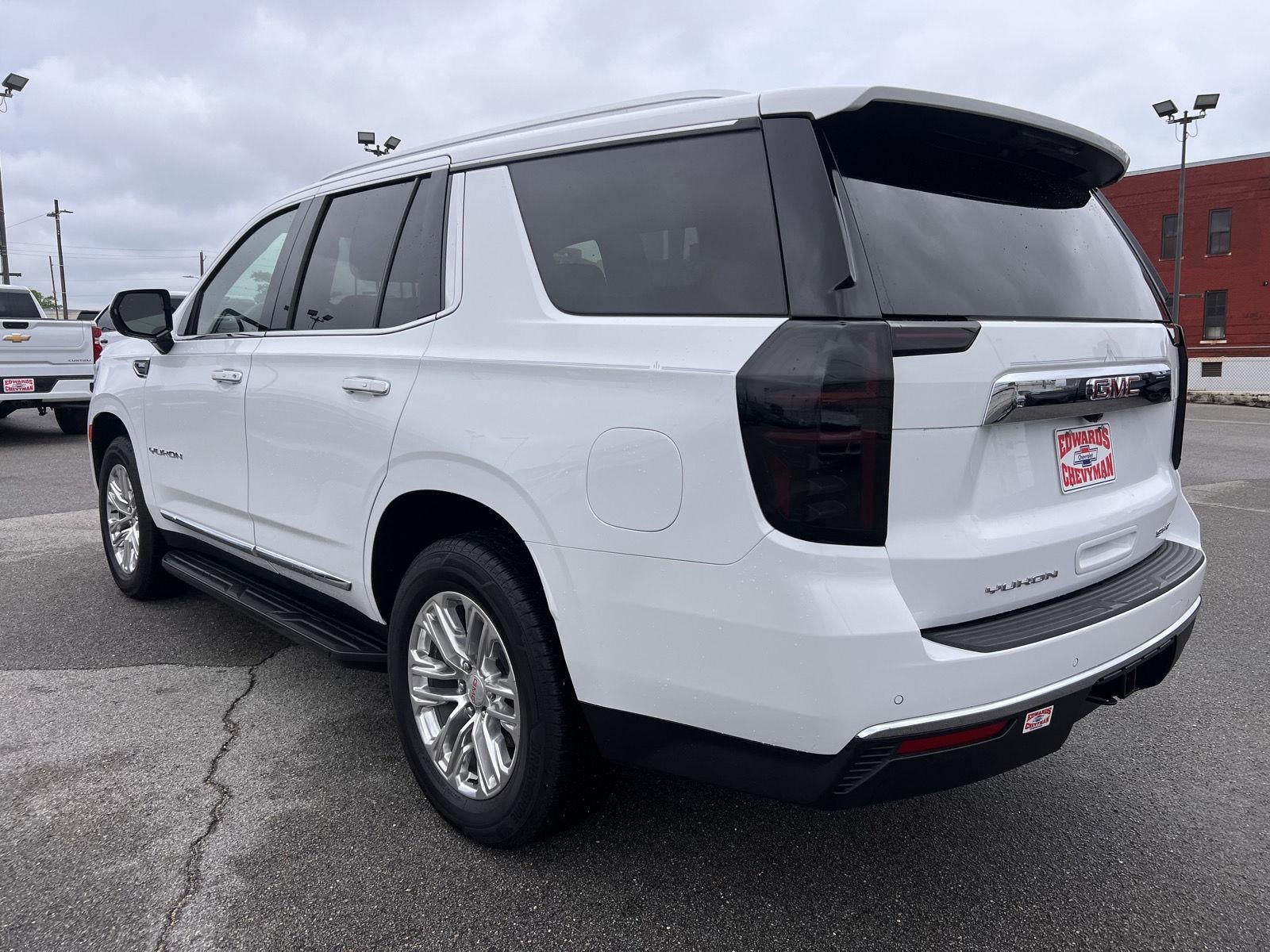 2023 GMC Yukon SLT