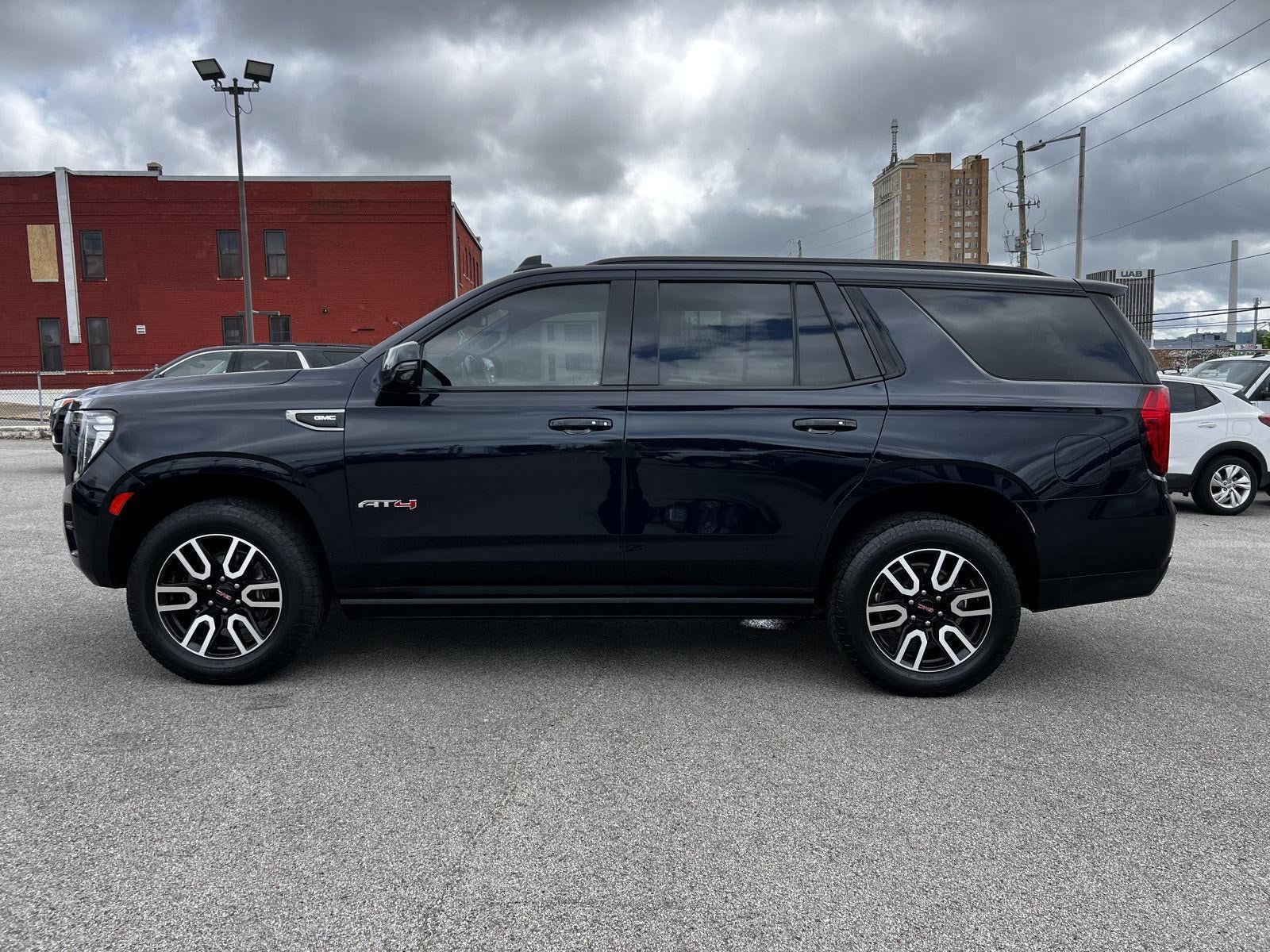 2021 GMC Yukon AT4