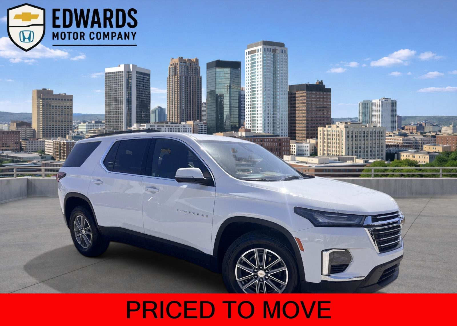 2023 Chevrolet Traverse LT Cloth
