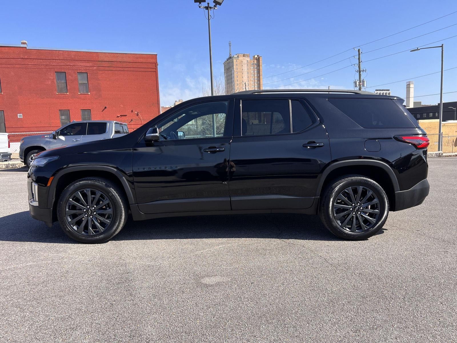2023 Chevrolet Traverse RS