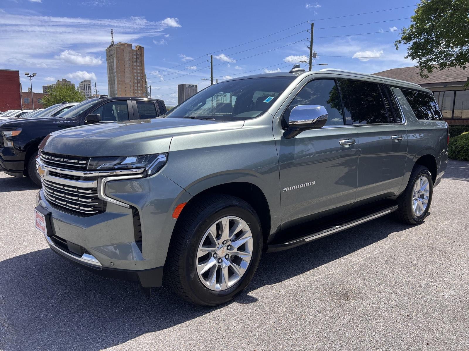2023 Chevrolet Suburban Premier