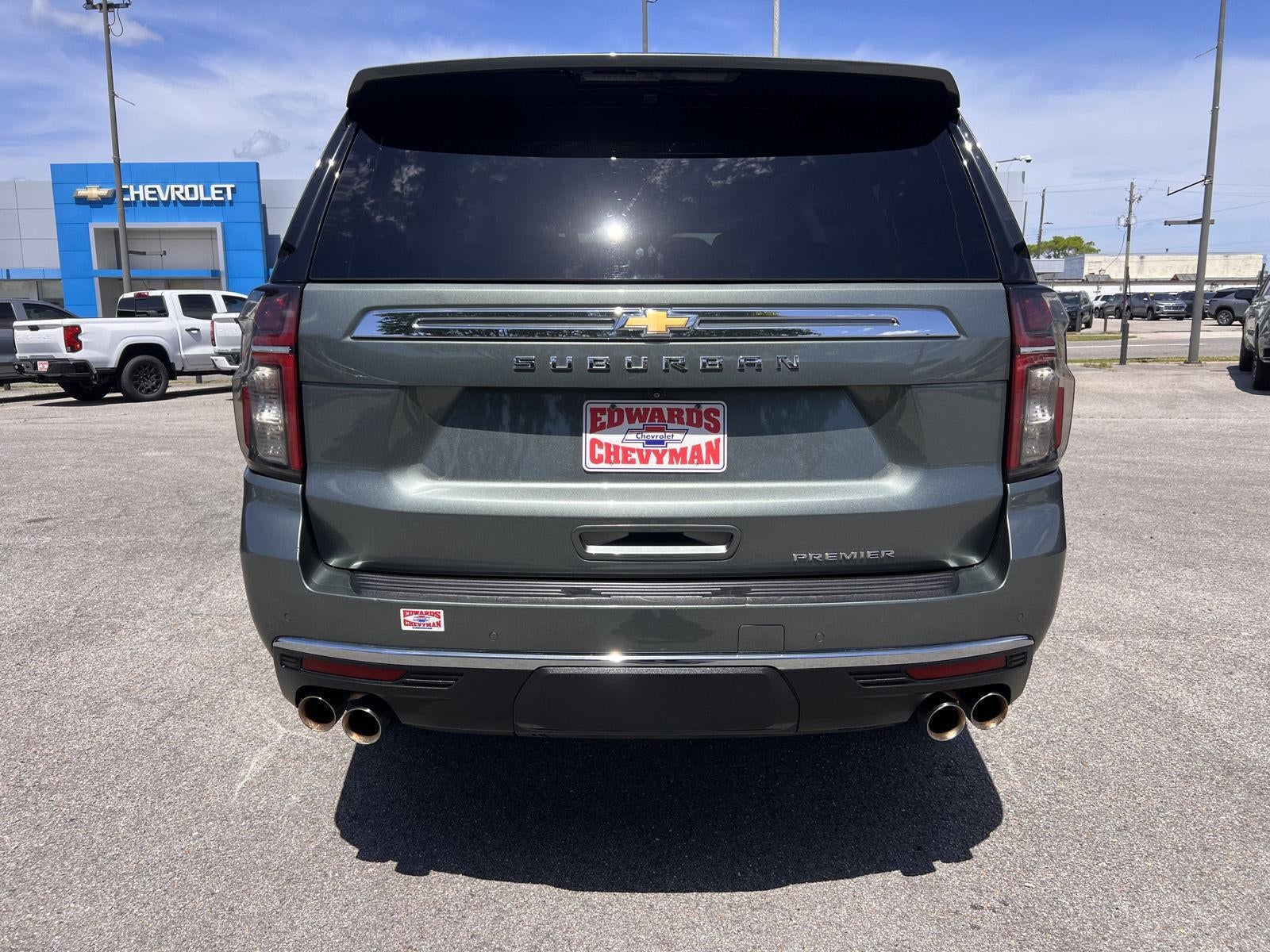 2023 Chevrolet Suburban Premier