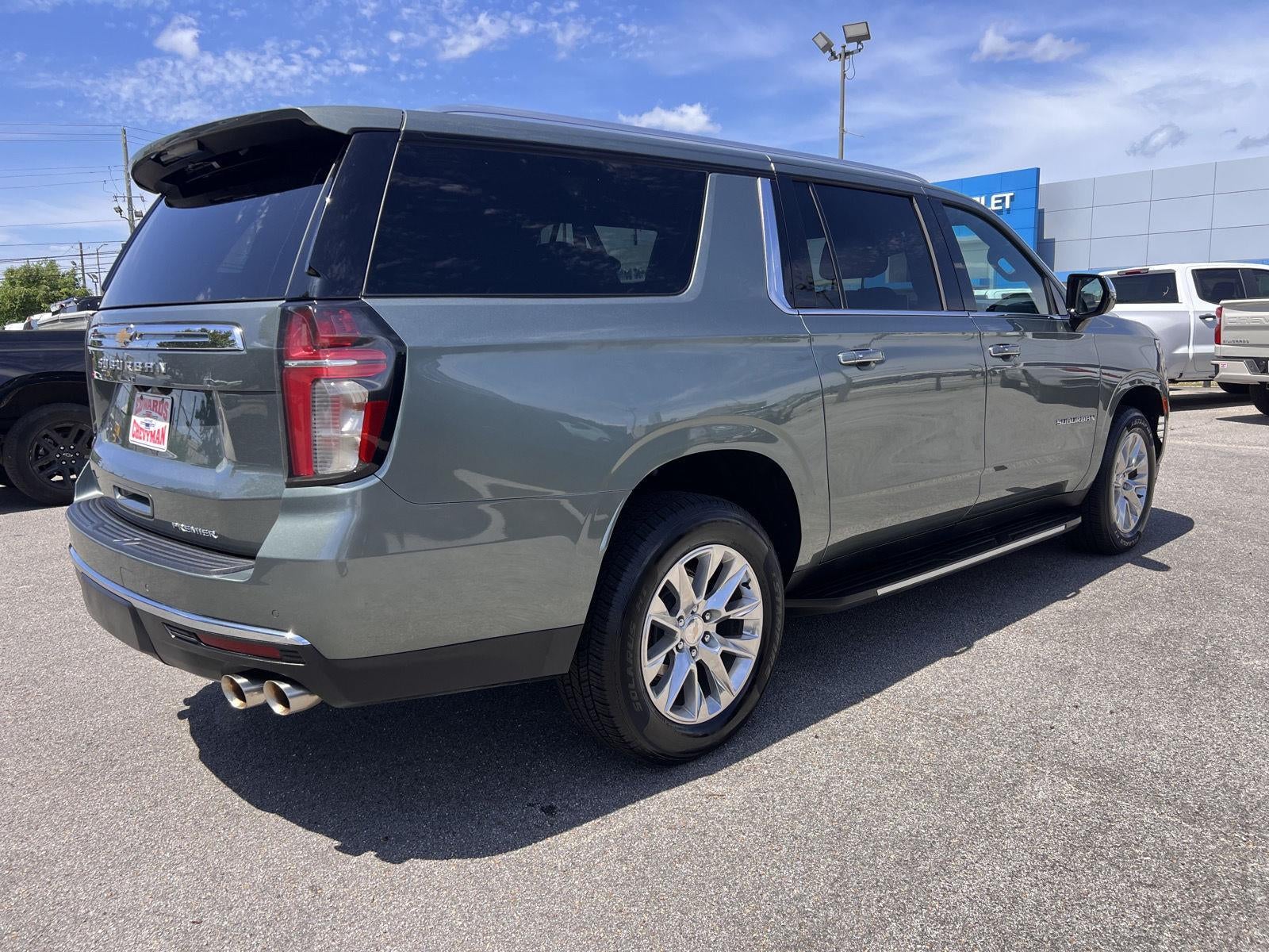 2023 Chevrolet Suburban Premier