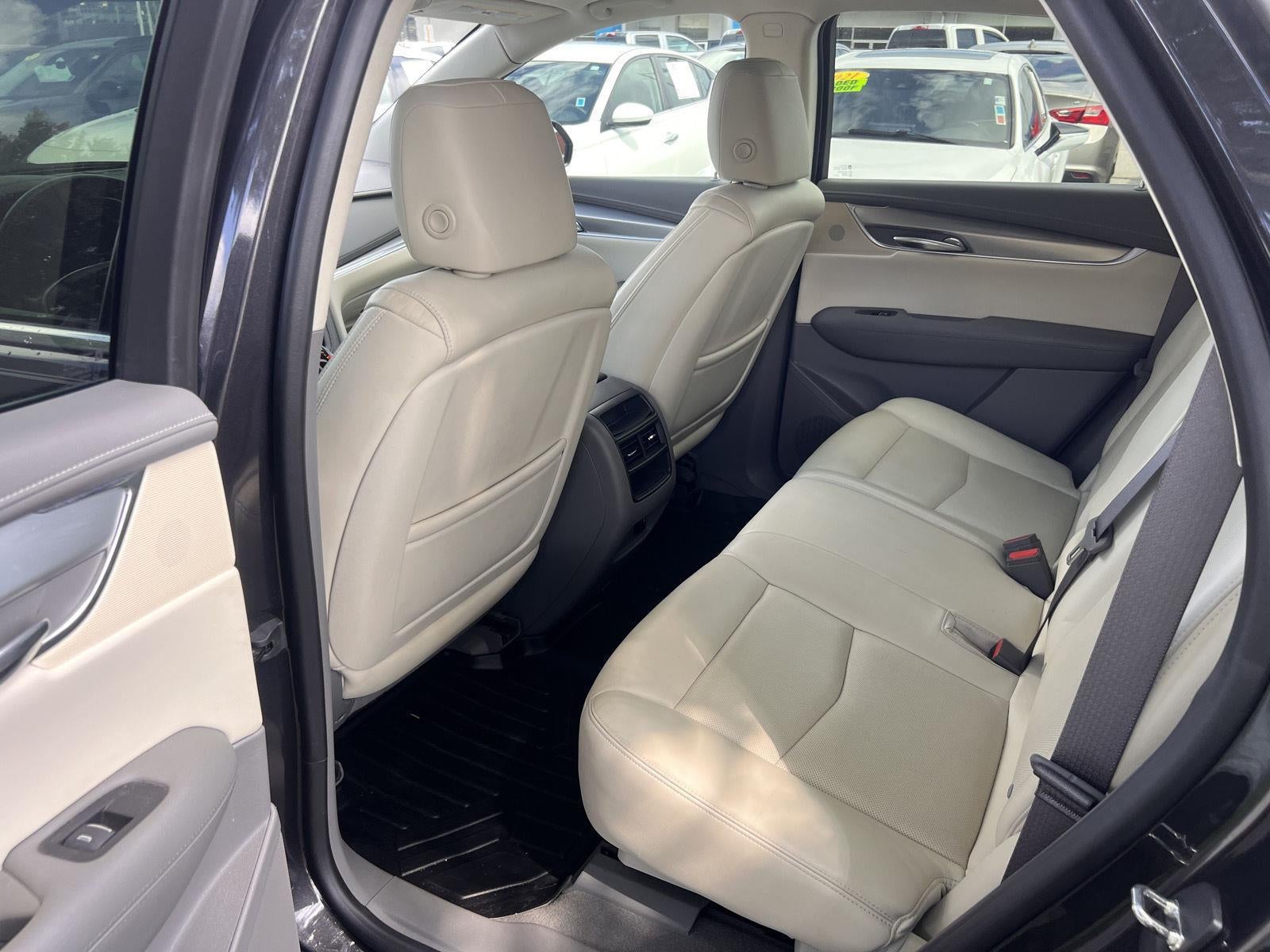 2017 Cadillac XT5 Premium Luxury FWD