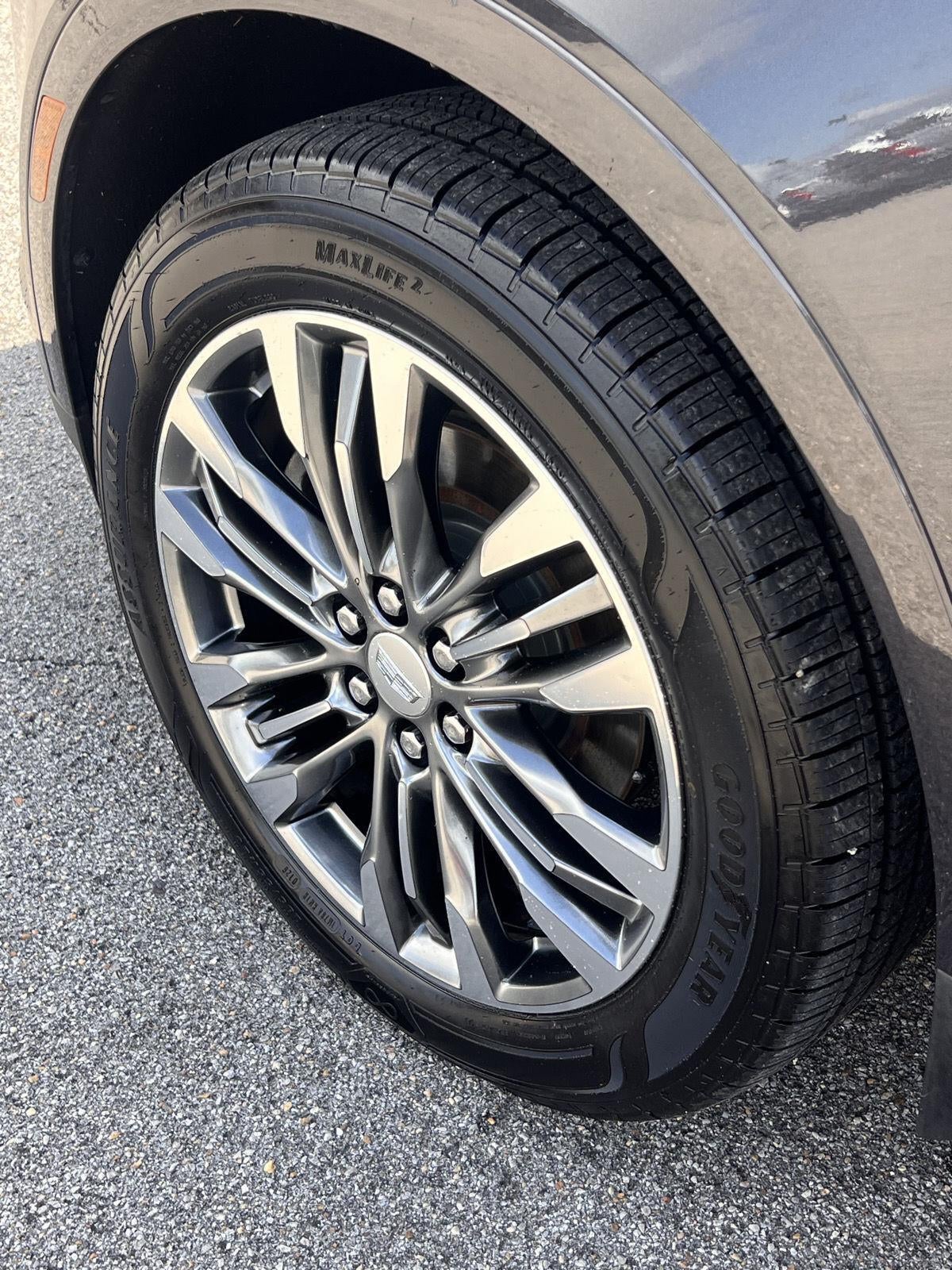 2017 Cadillac XT5 Premium Luxury FWD