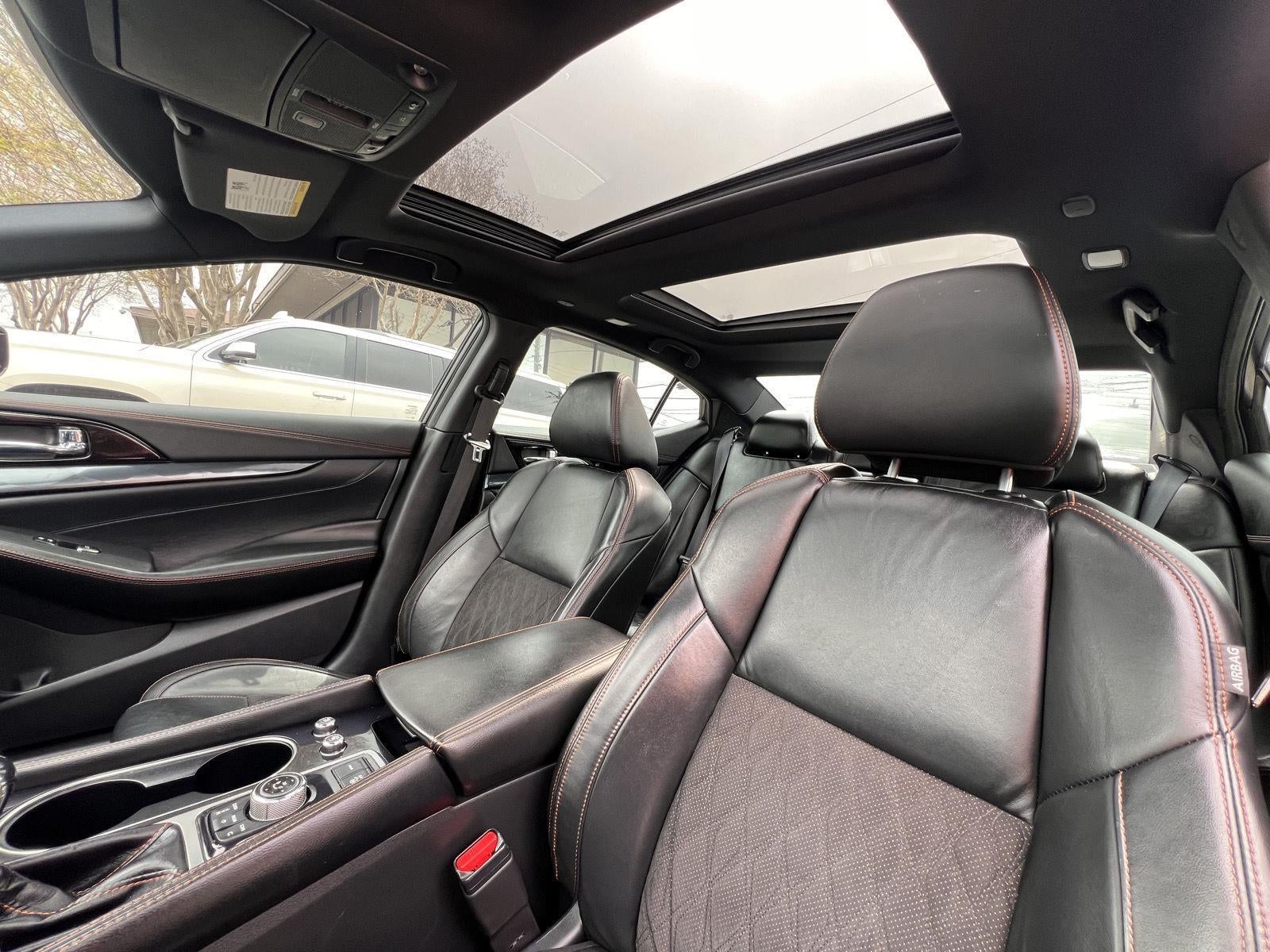 2021 Nissan Maxima SR