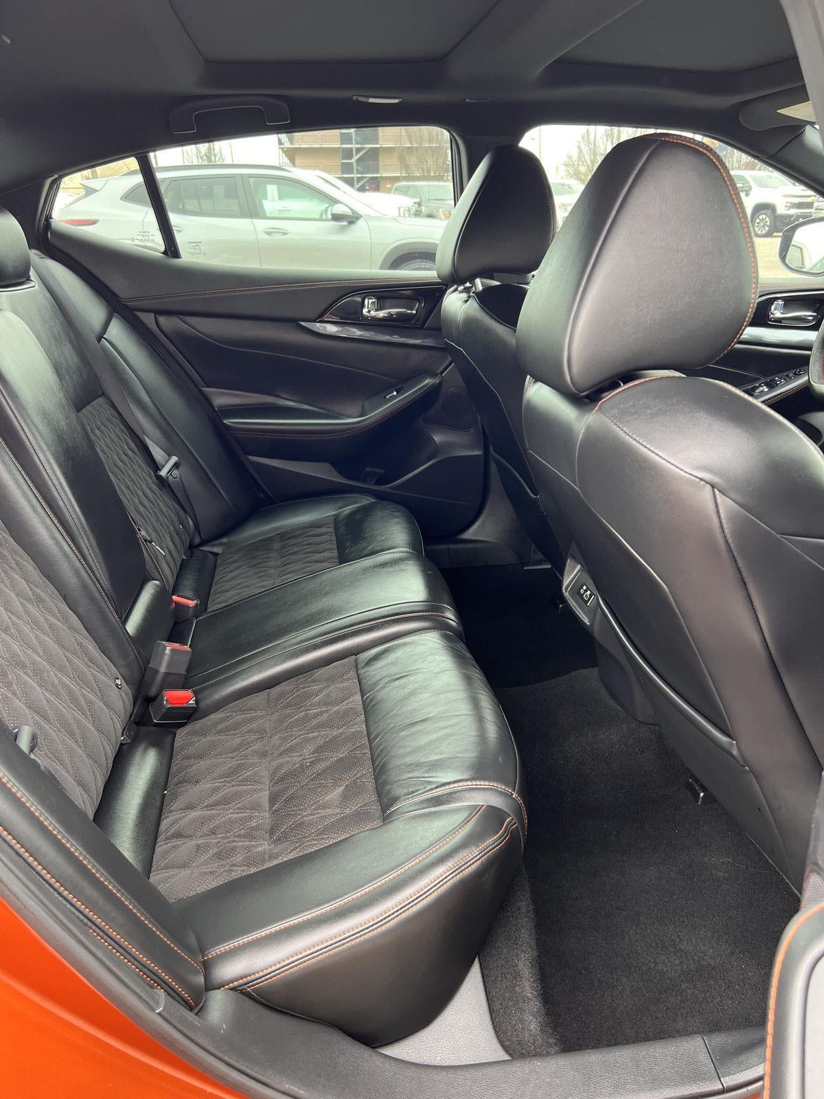 2021 Nissan Maxima SR