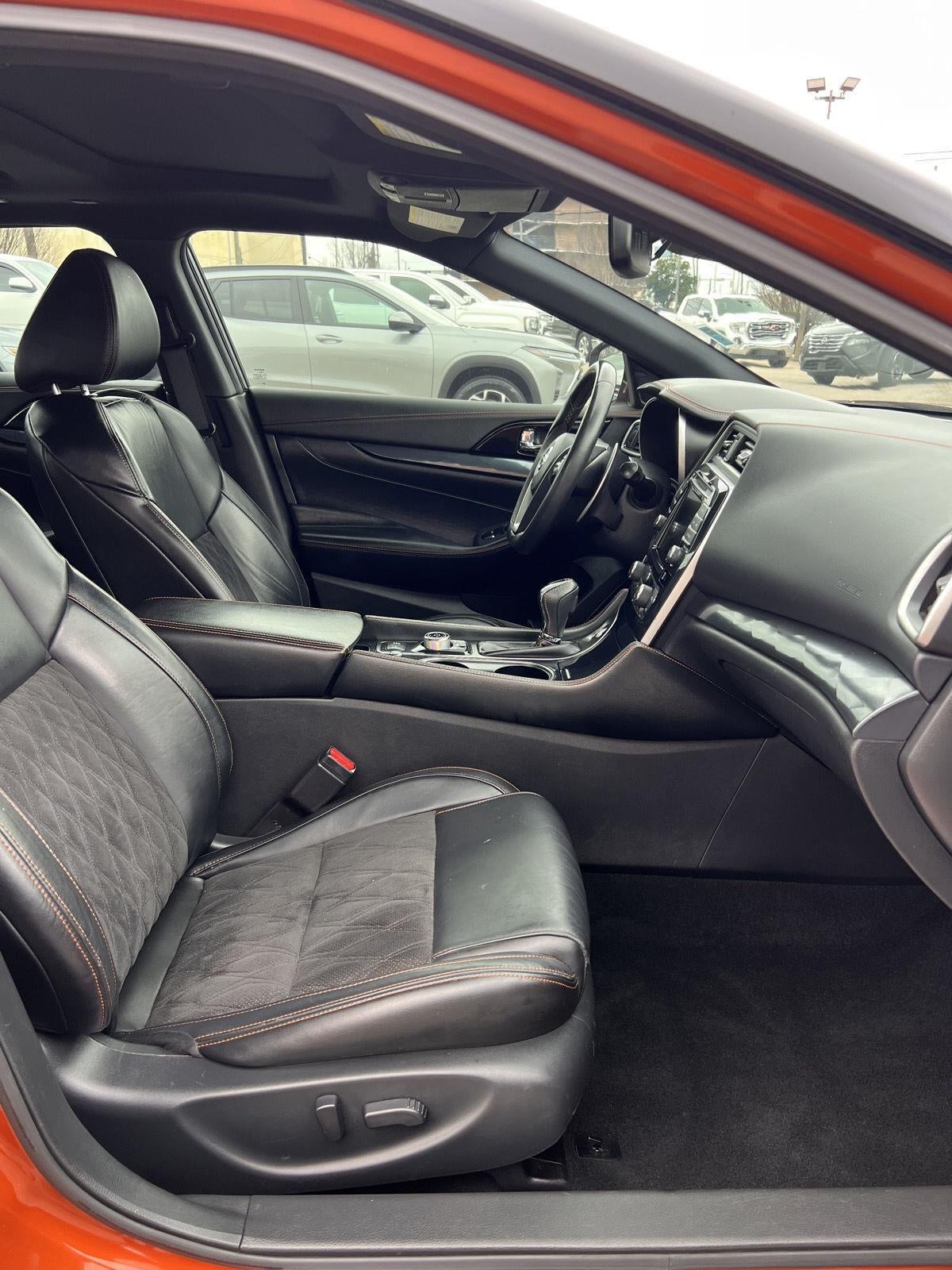 2021 Nissan Maxima SR