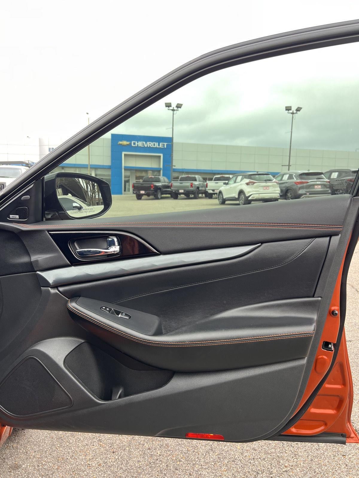 2021 Nissan Maxima SR