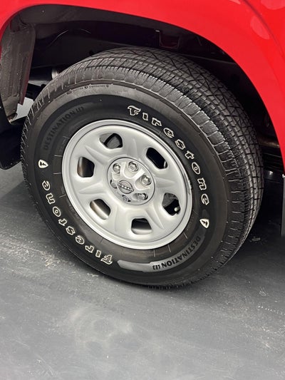 2023 Nissan Frontier S