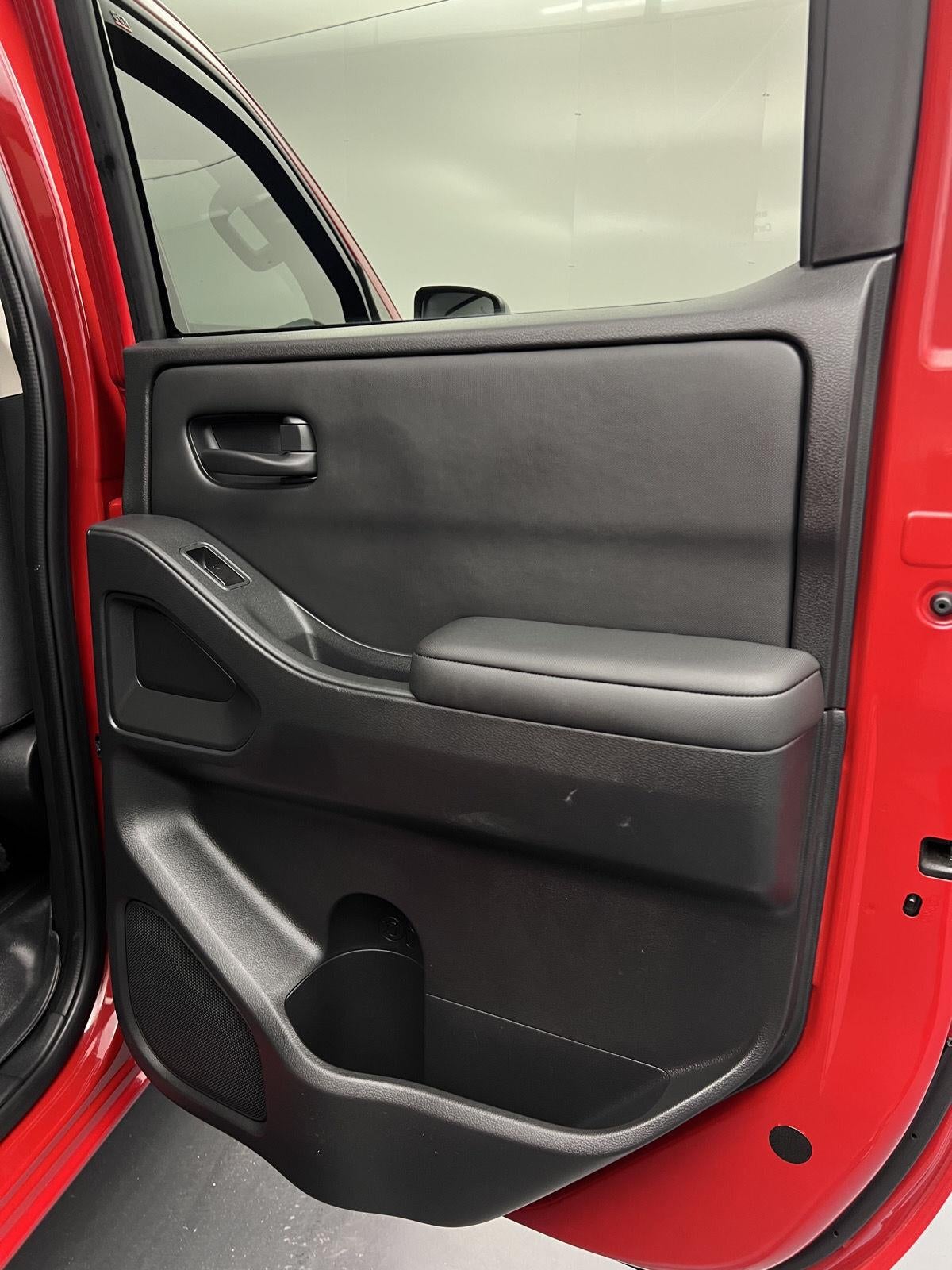 2023 Nissan Frontier S