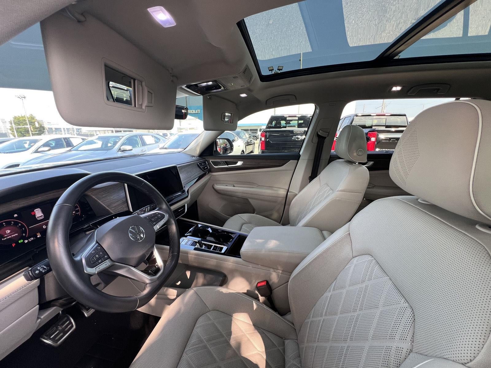 2025 Volkswagen Atlas 2.0T SEL Premium R-Line