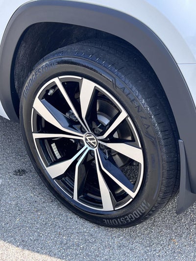 2025 Volkswagen Atlas 2.0T SEL Premium R-Line