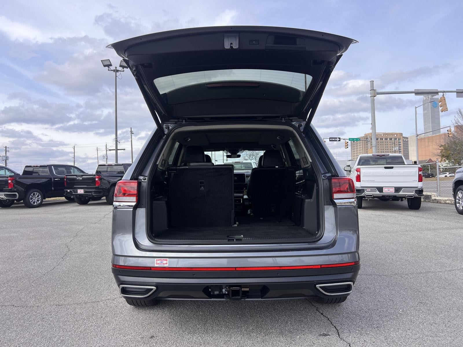 2024 Volkswagen Atlas 2.0T SE w/Technology